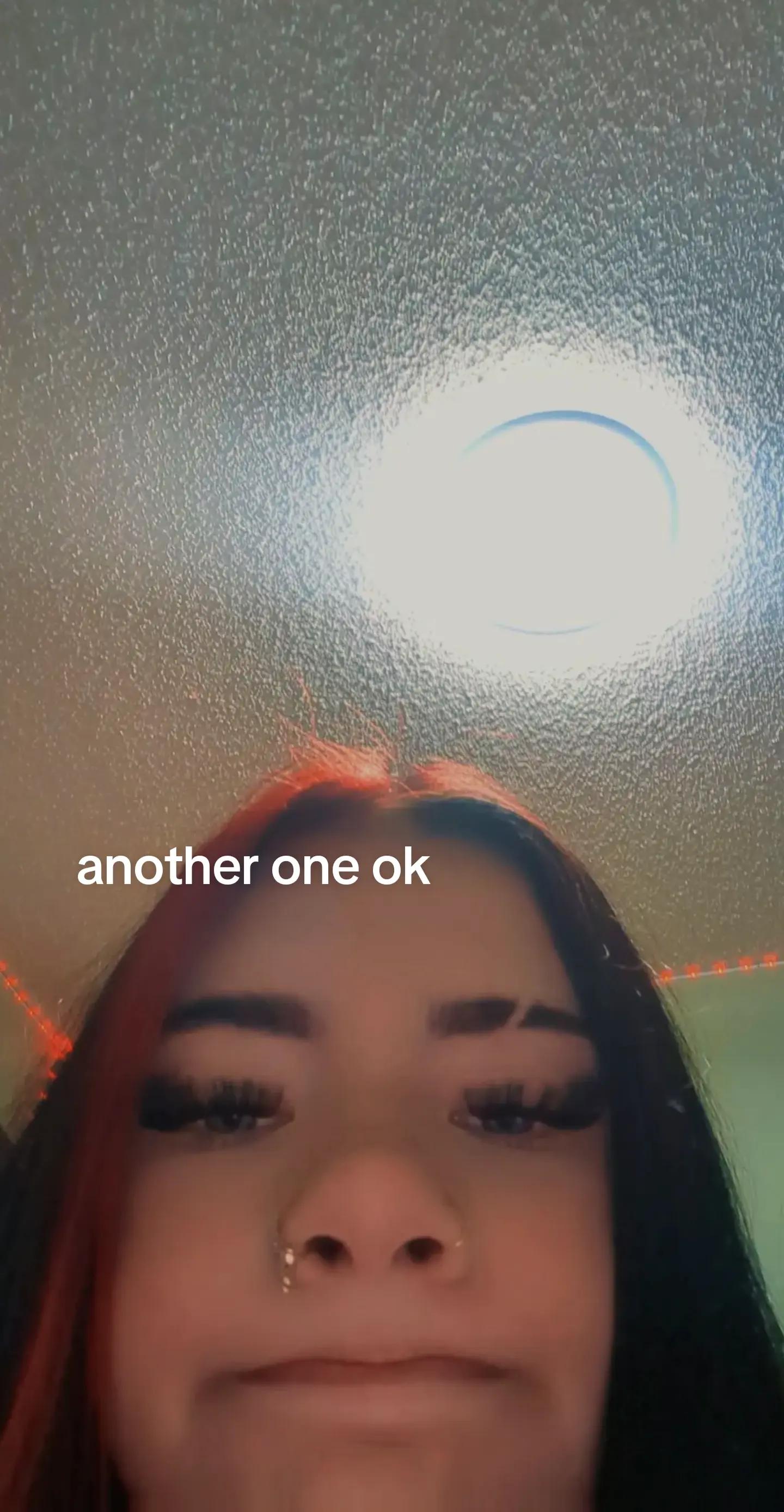 @🫥