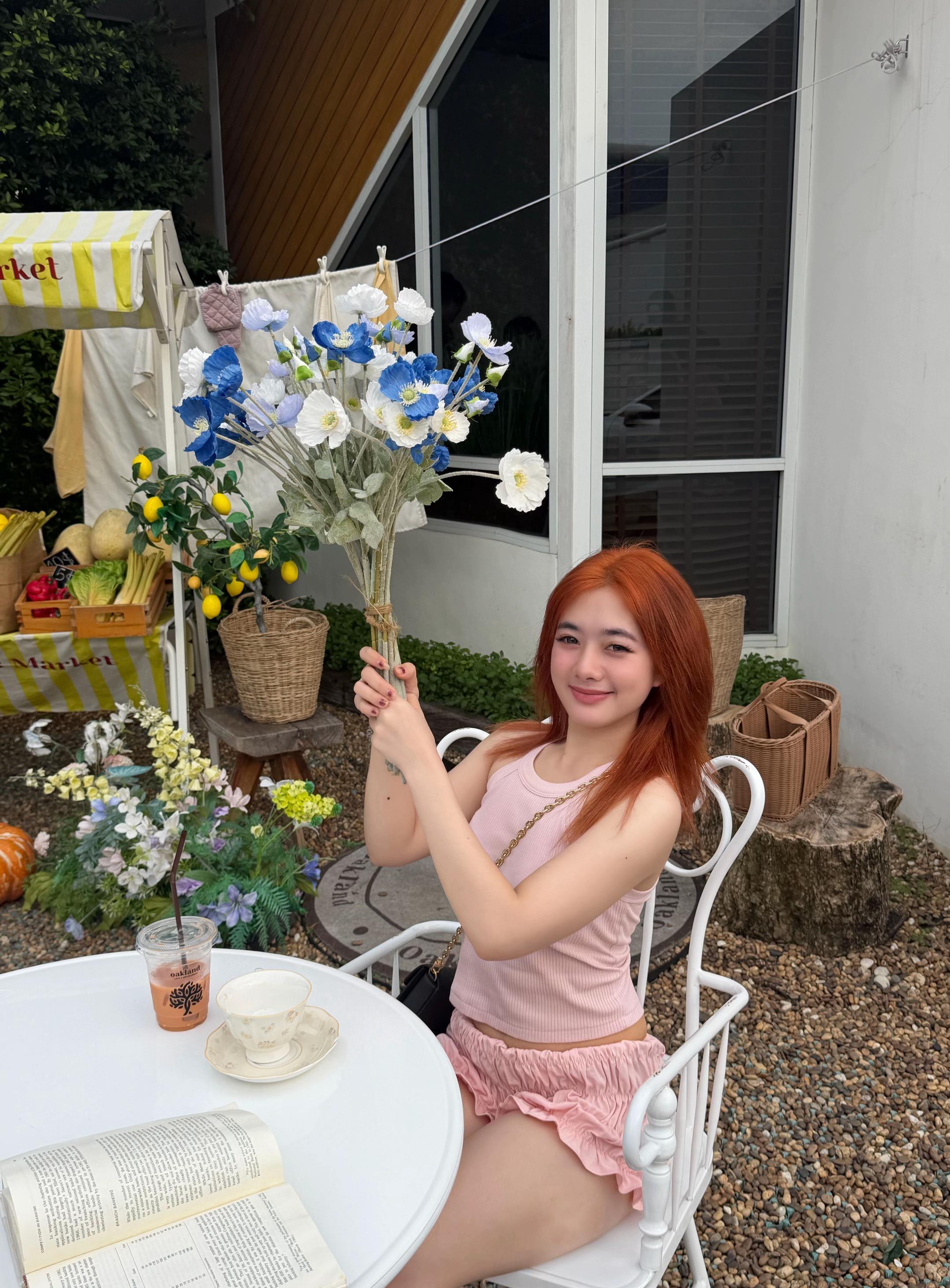 @NueNue