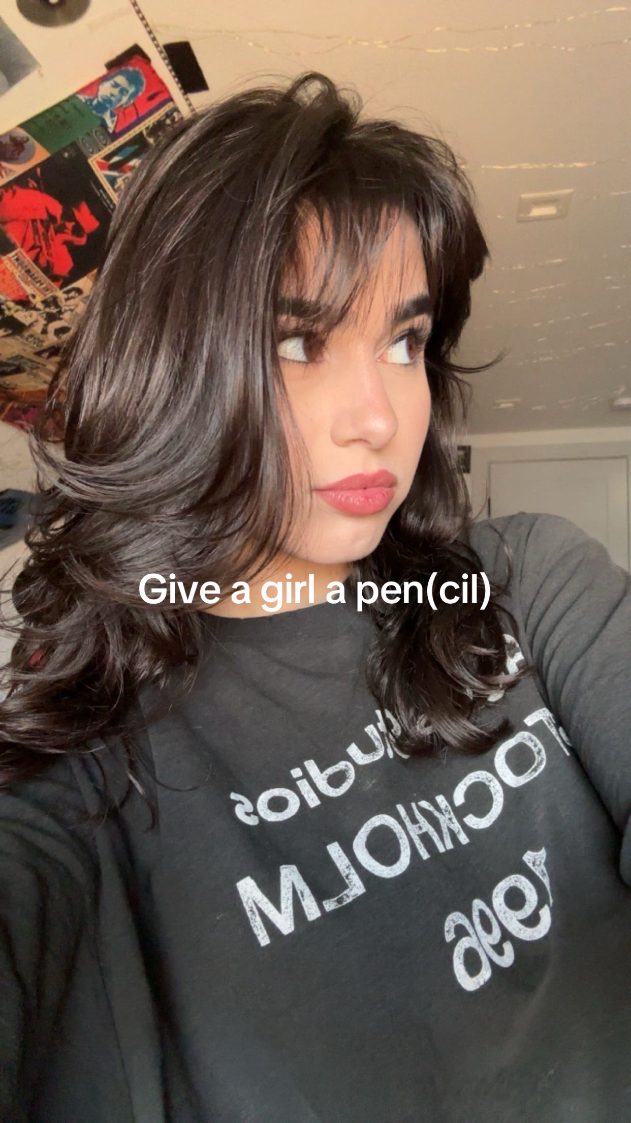 @demi