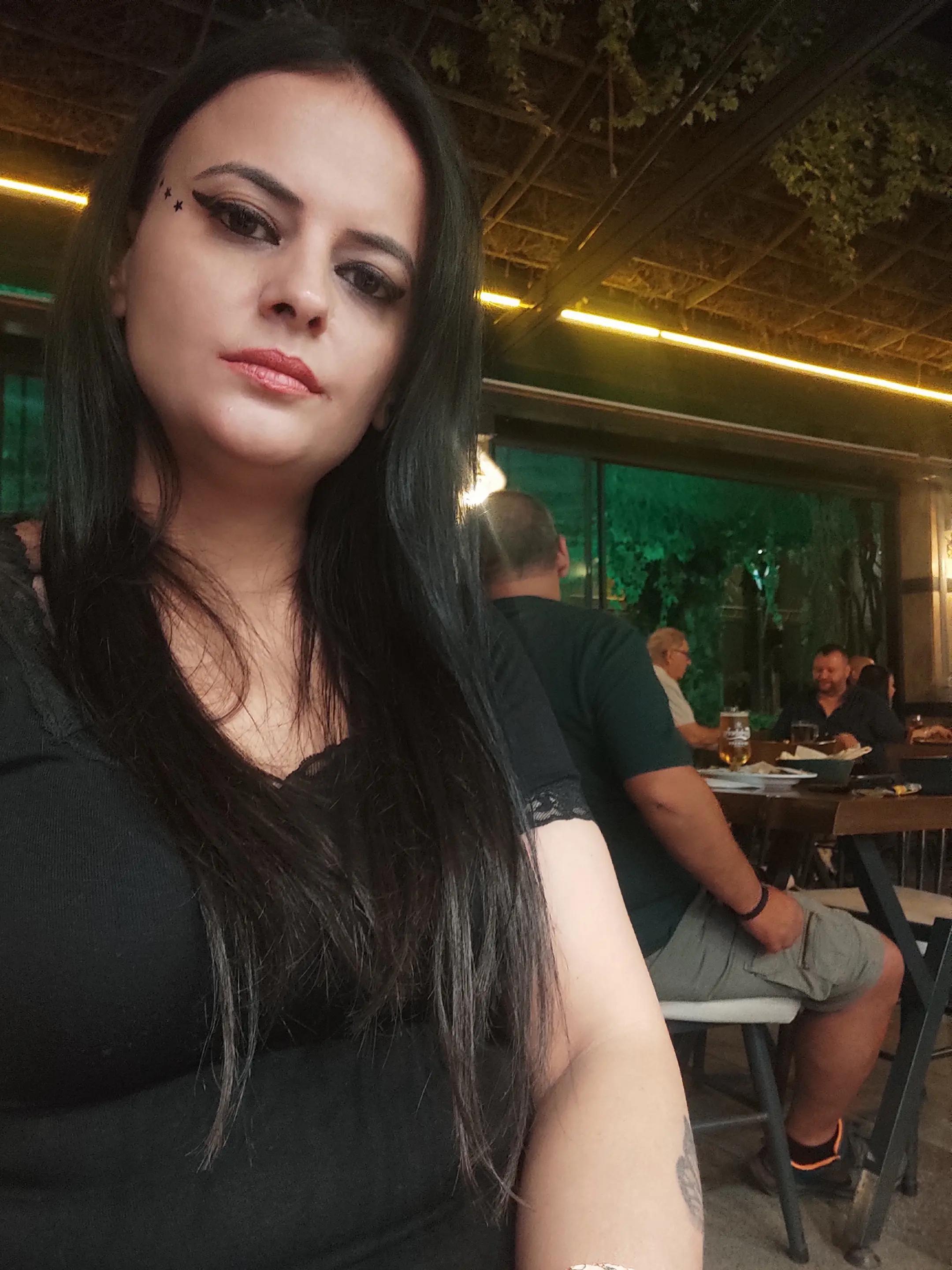 @Hlya Engindeniz
