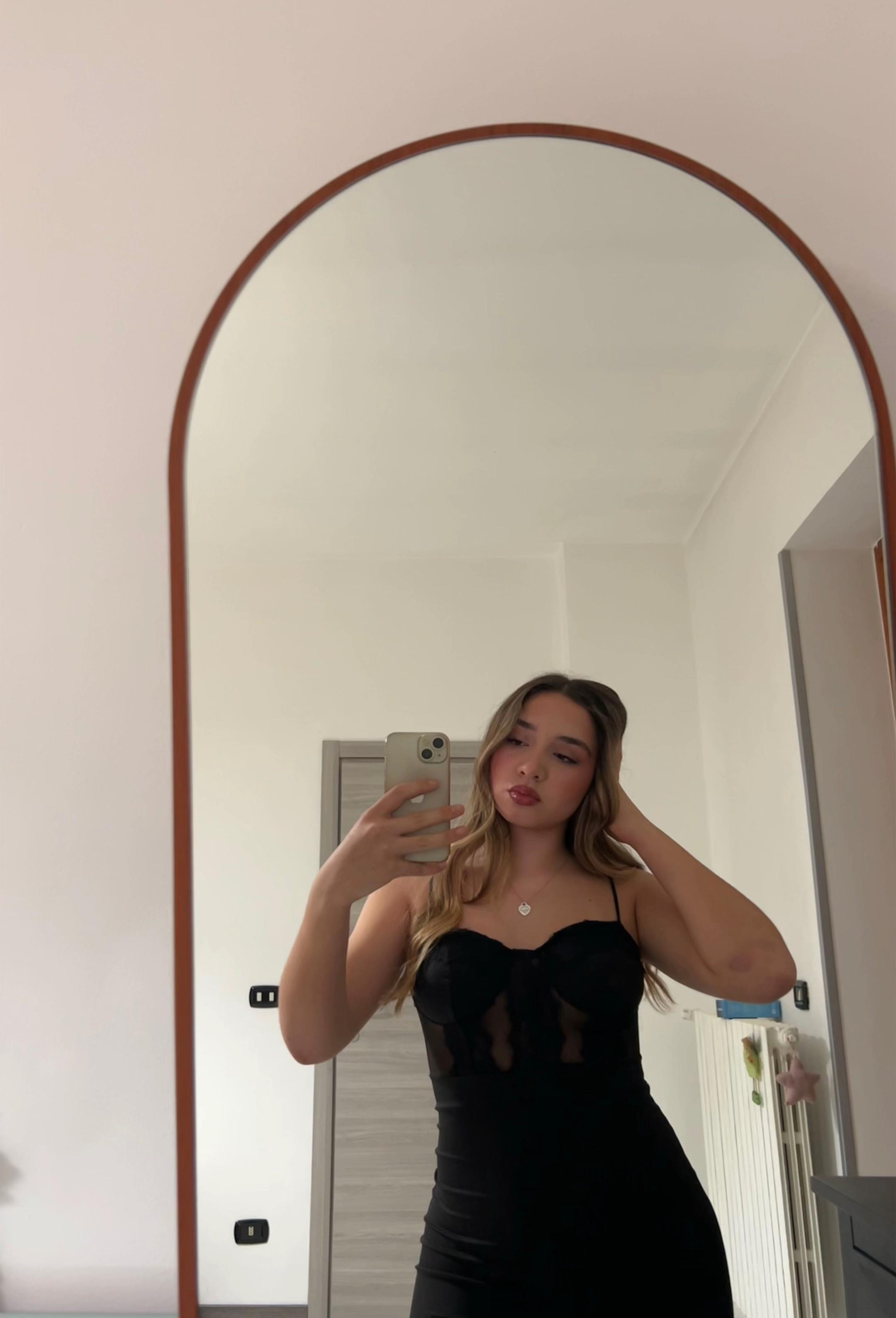 @𝒮.