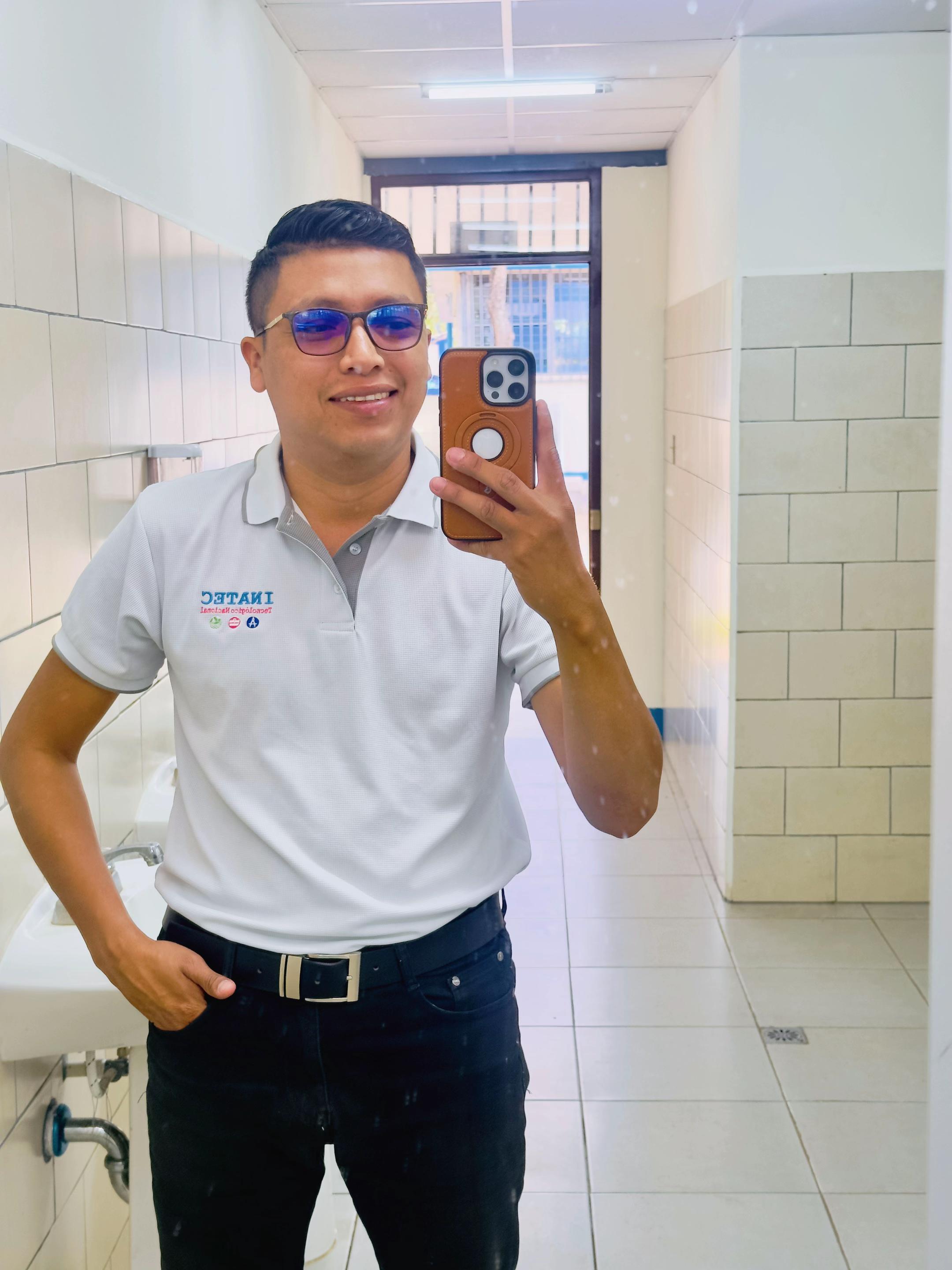 @Carlos Córdoba