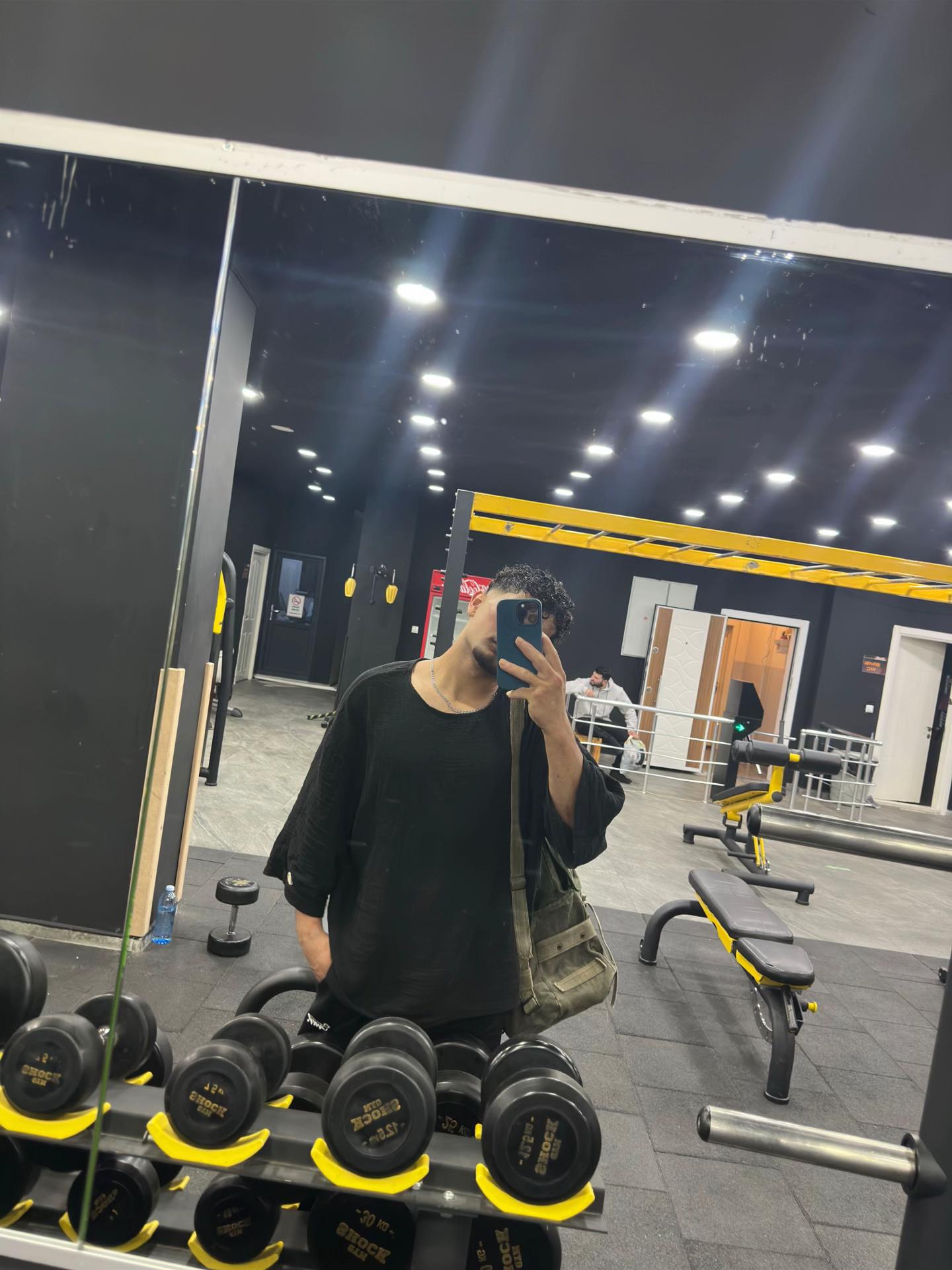 @ايَــبًِـو؟𝒂𝒆𝒃𝒐𝒐 🦂