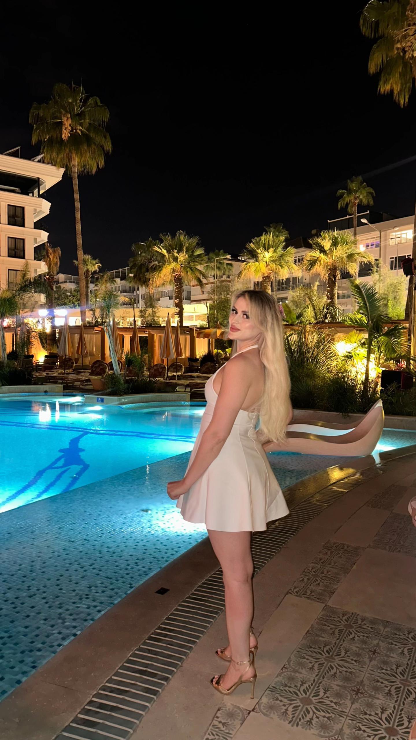 @Ayşe 👑