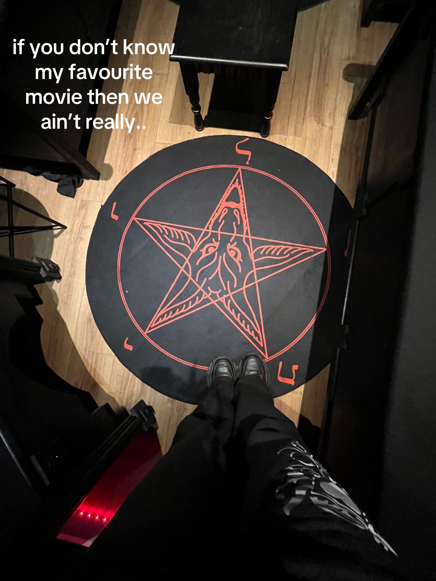 @🦇