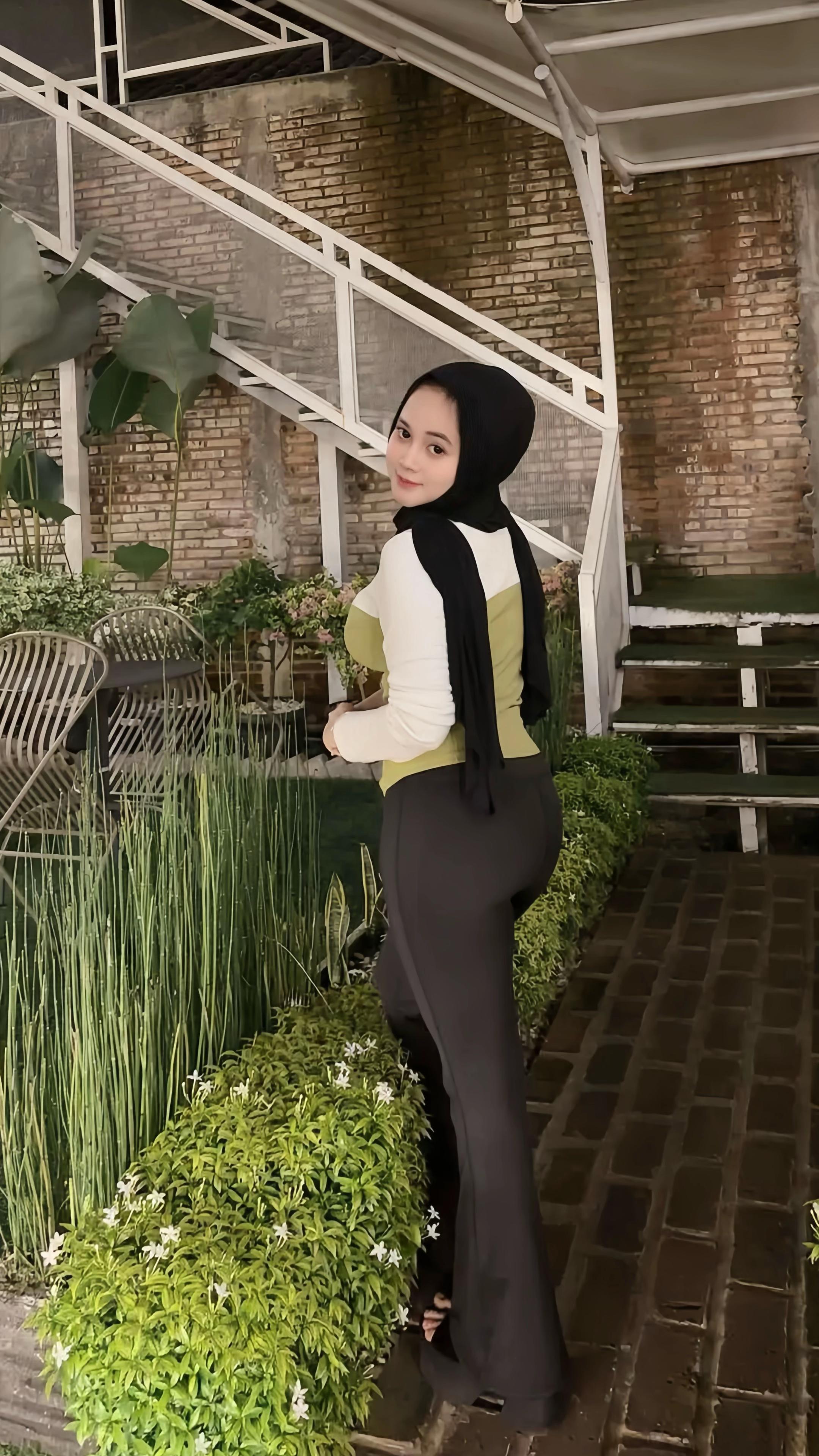@mungilucub