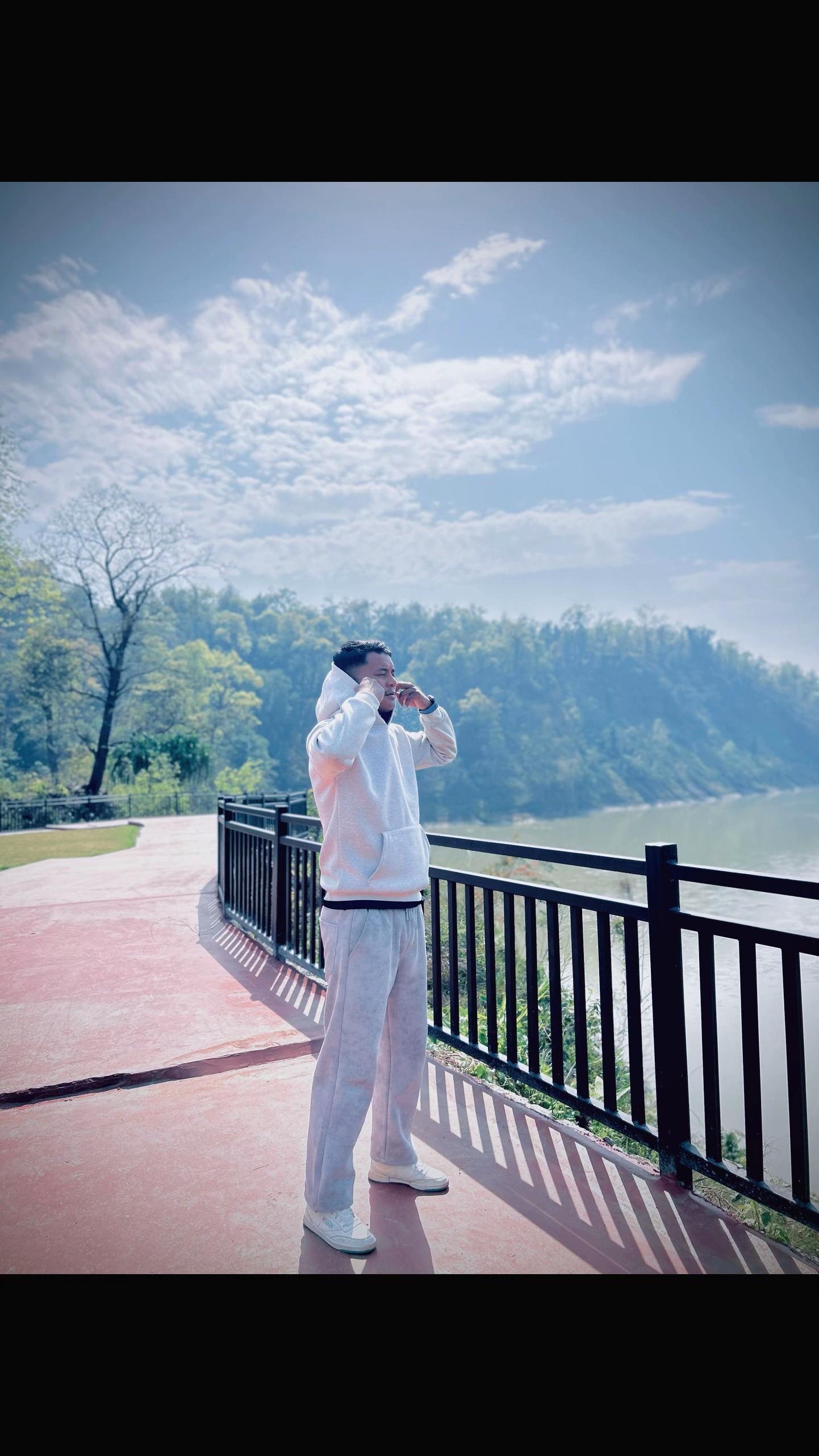 @प्रदिप 💢श्रेष्ठ