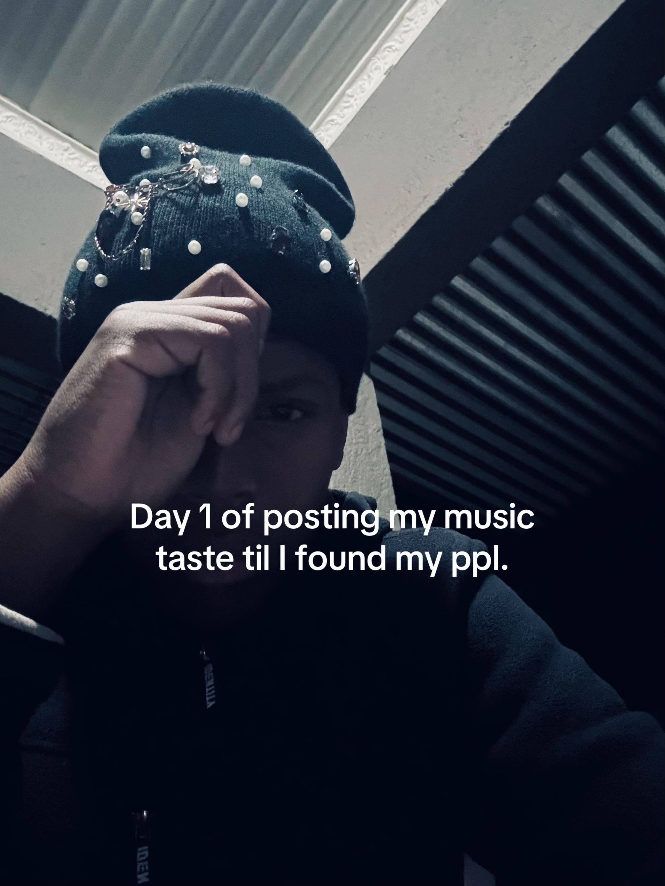 @rebaonè🦅