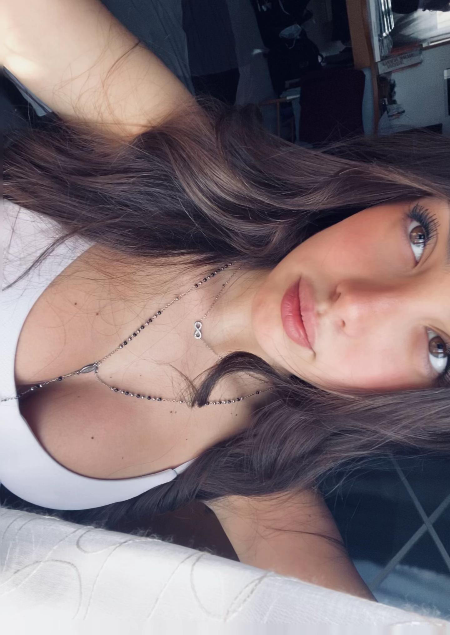 @A L E
