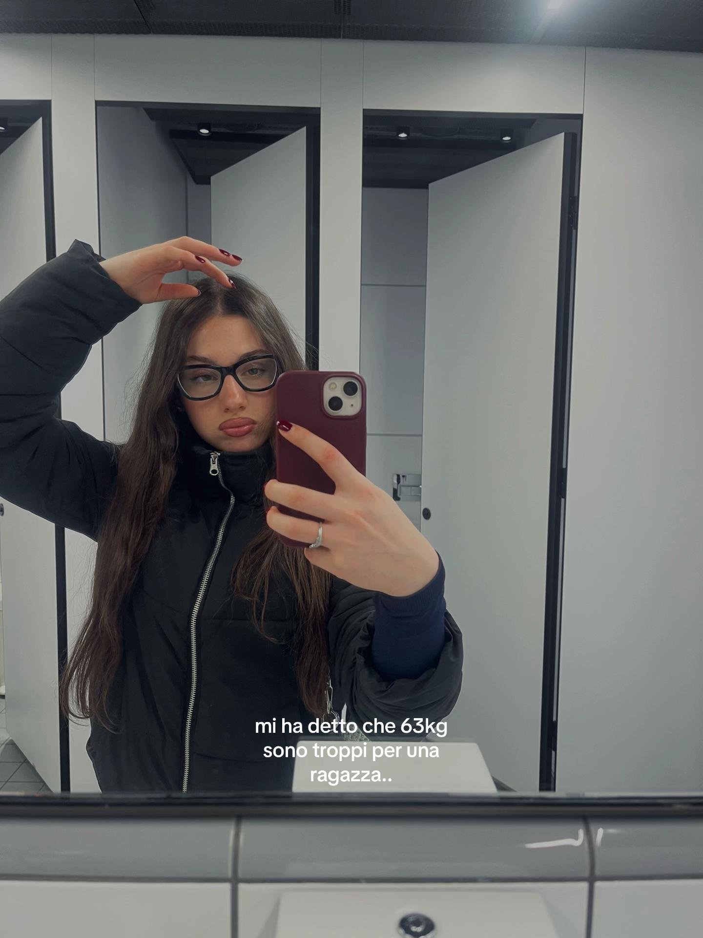 @Nora De Carlo