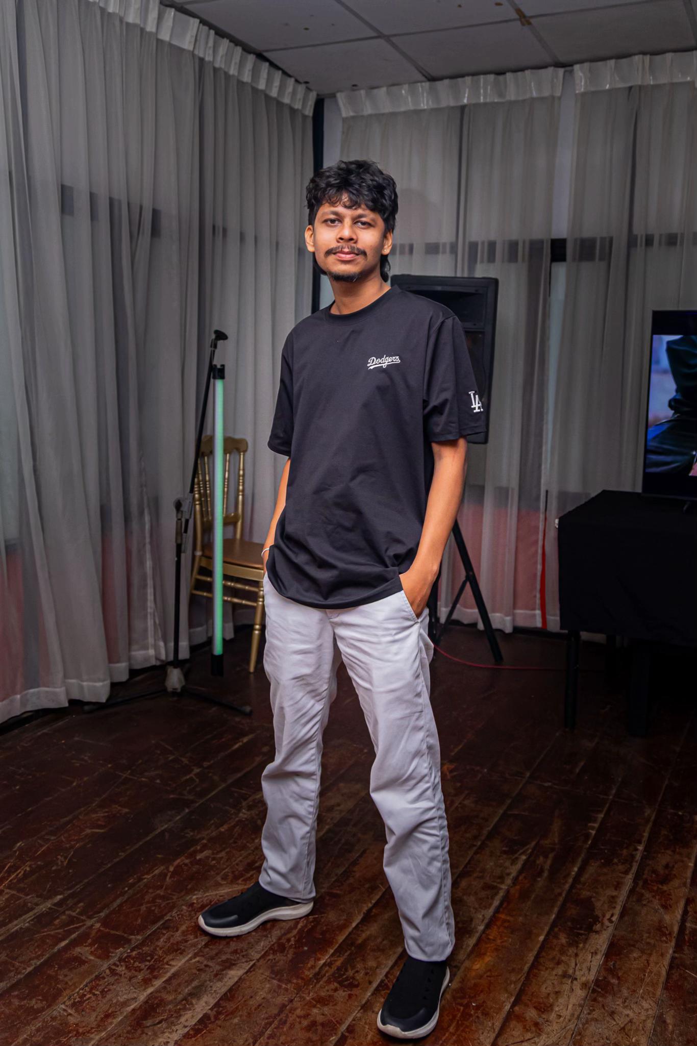 @Chamod Senevirathna✨