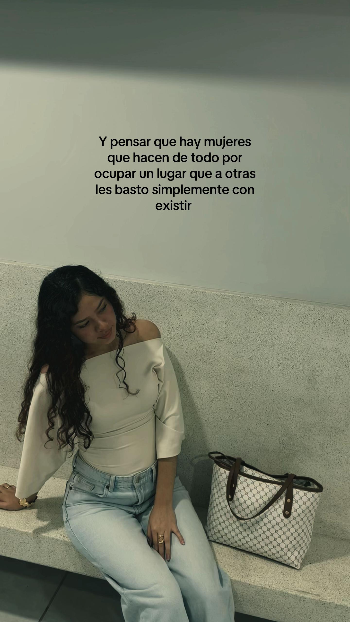 @Karinaa