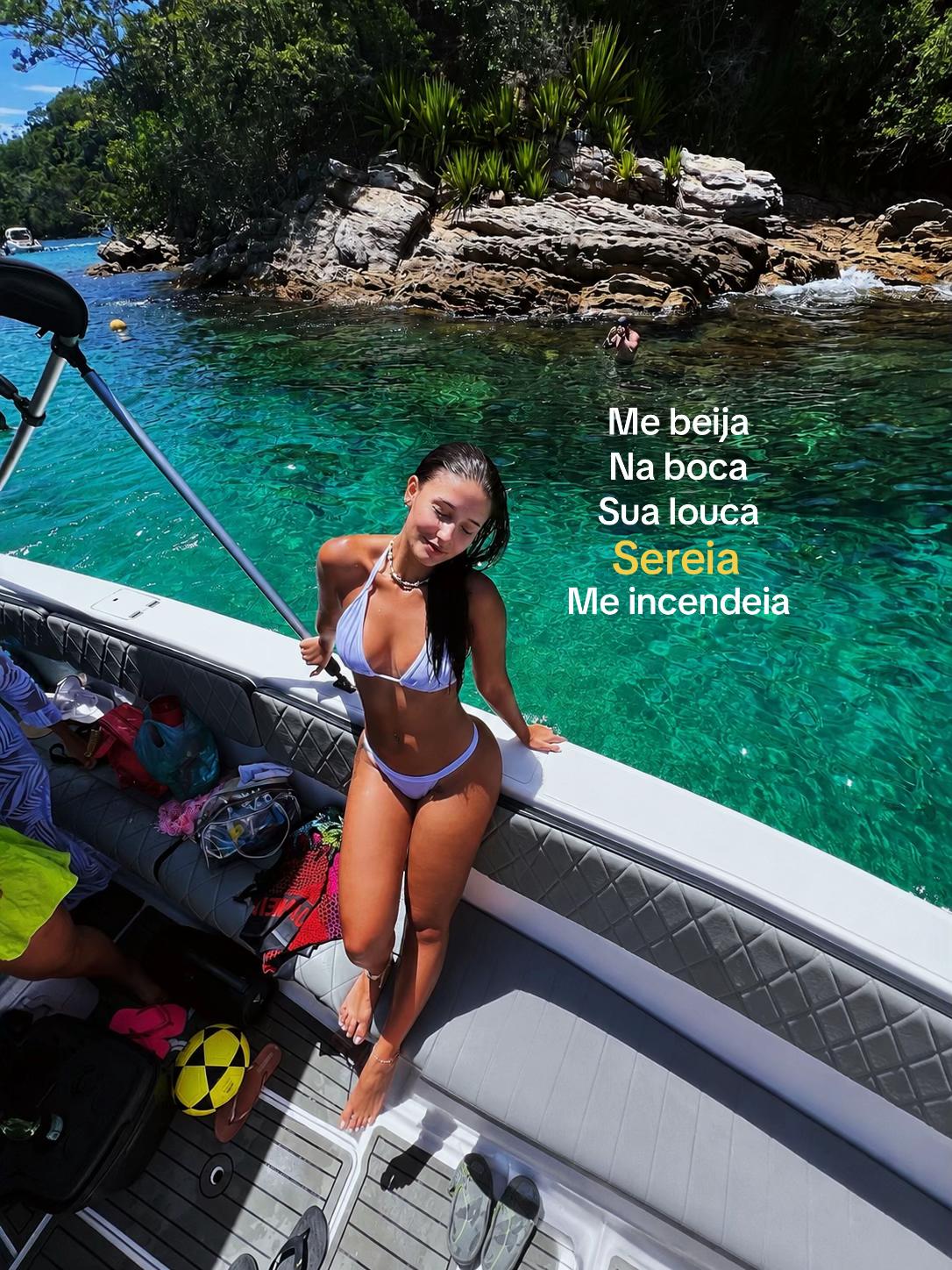 @Ra&iacute;ssa
