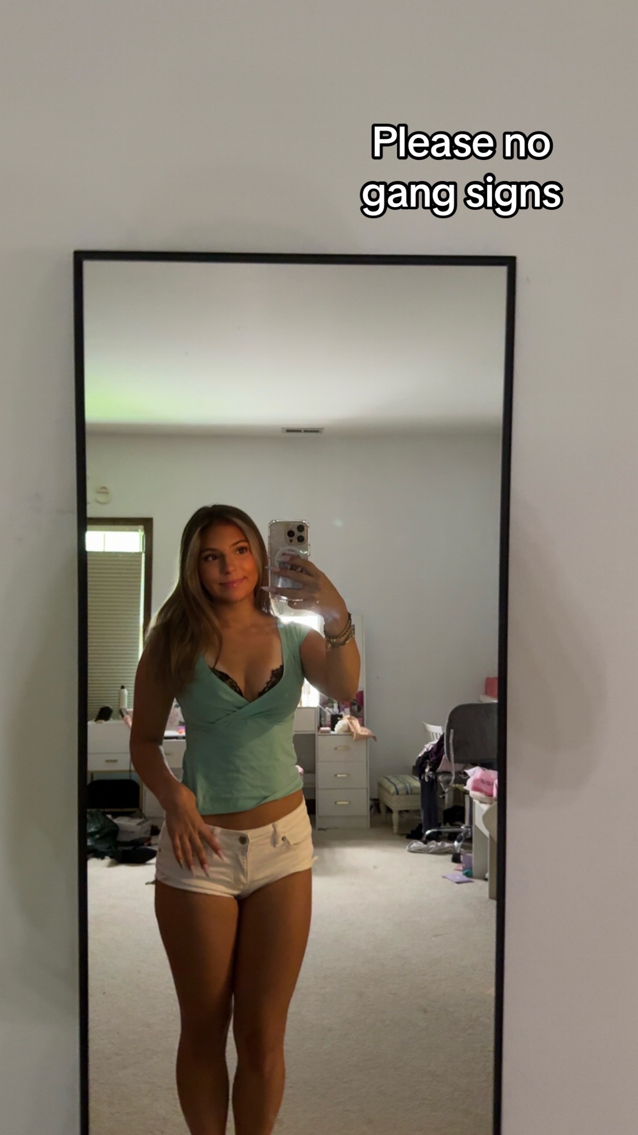 @???
