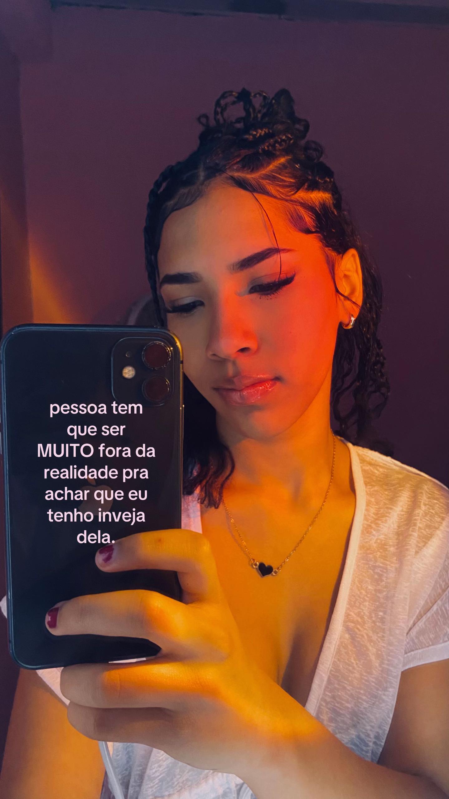 @anaju