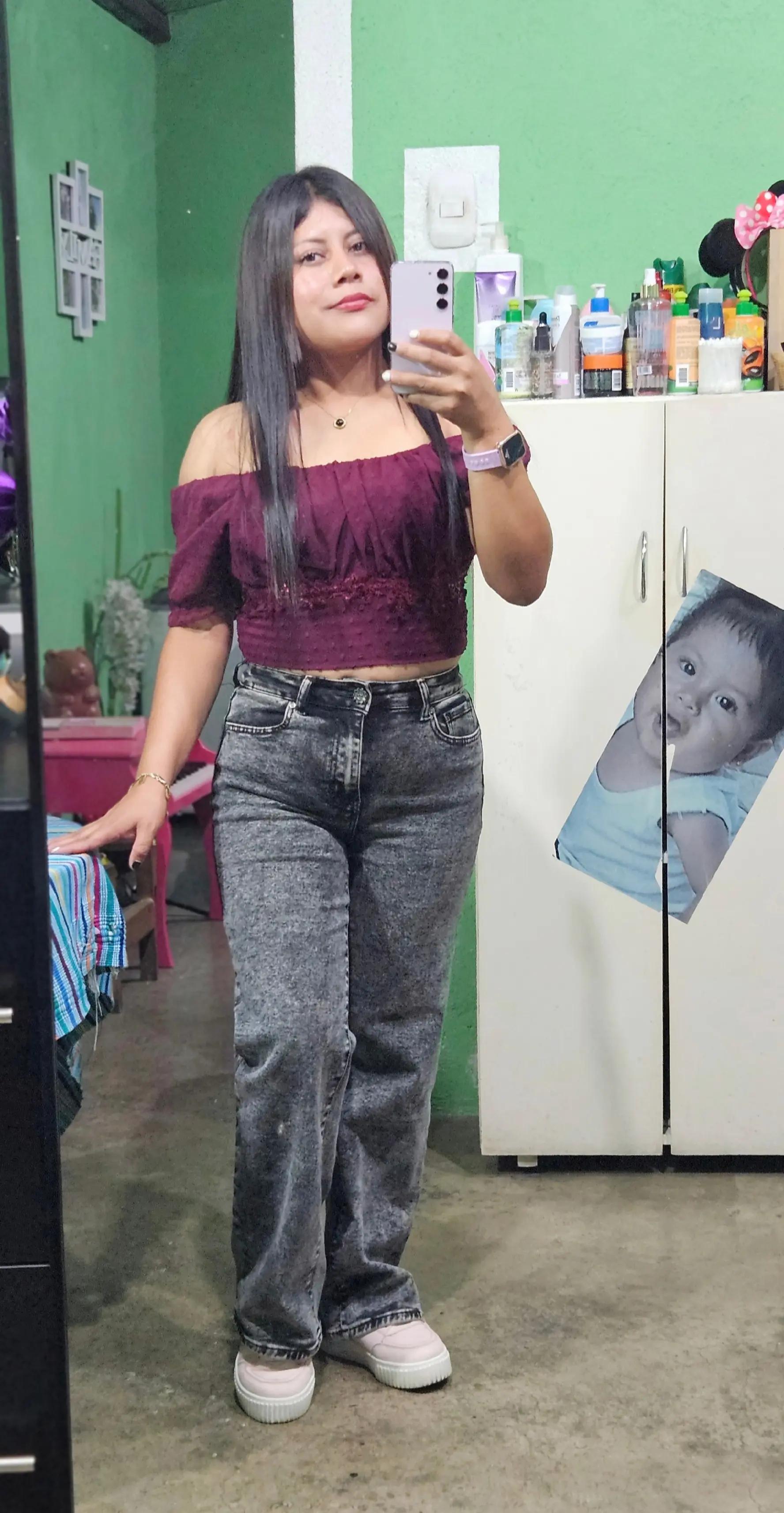 @Florecita 🦋🫦🥰