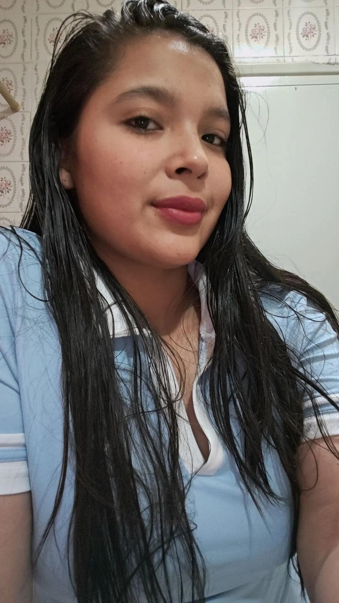 @Lesly Donaire✨🍓🇭🇳💙