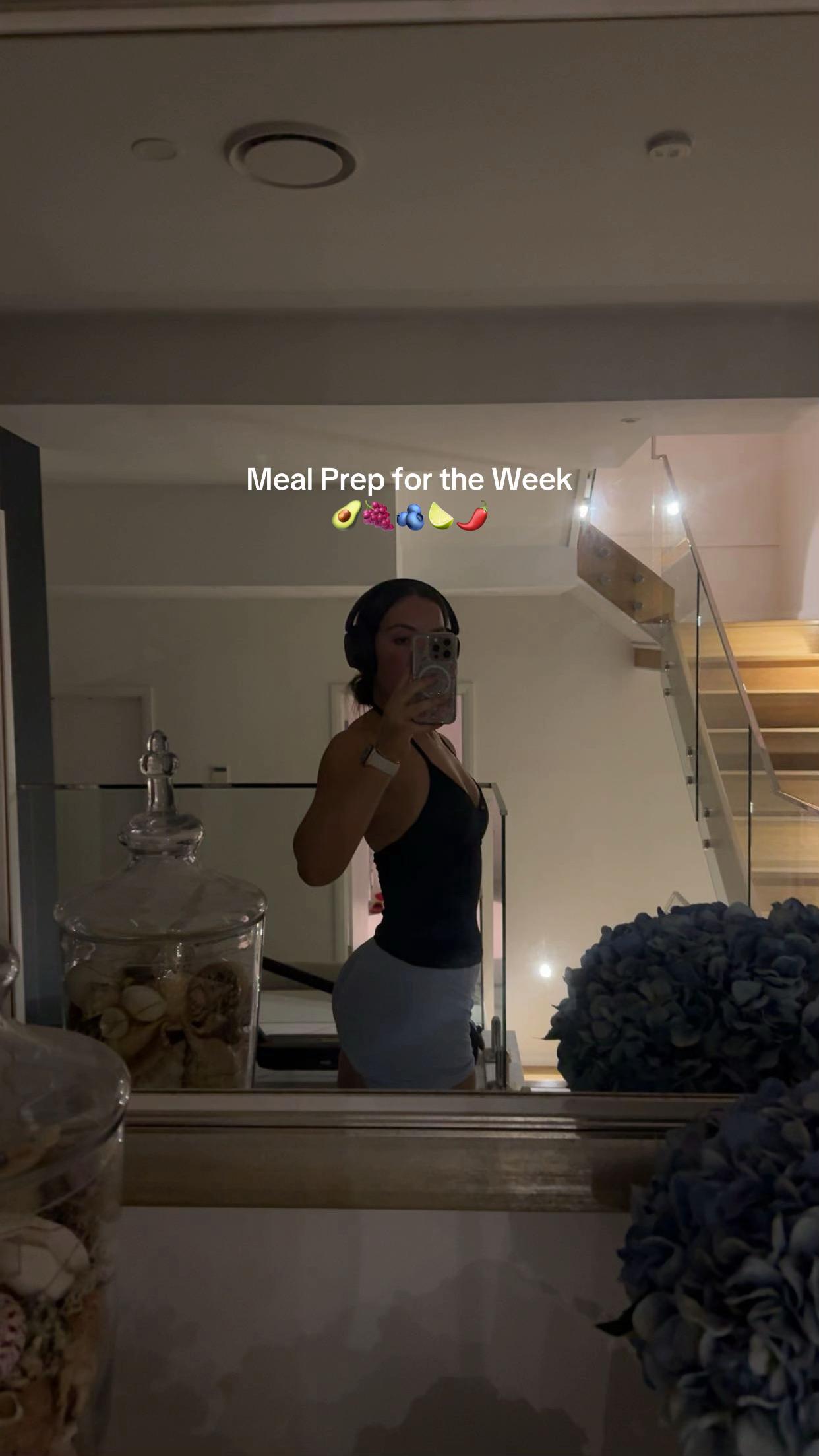 @zoebrihunt