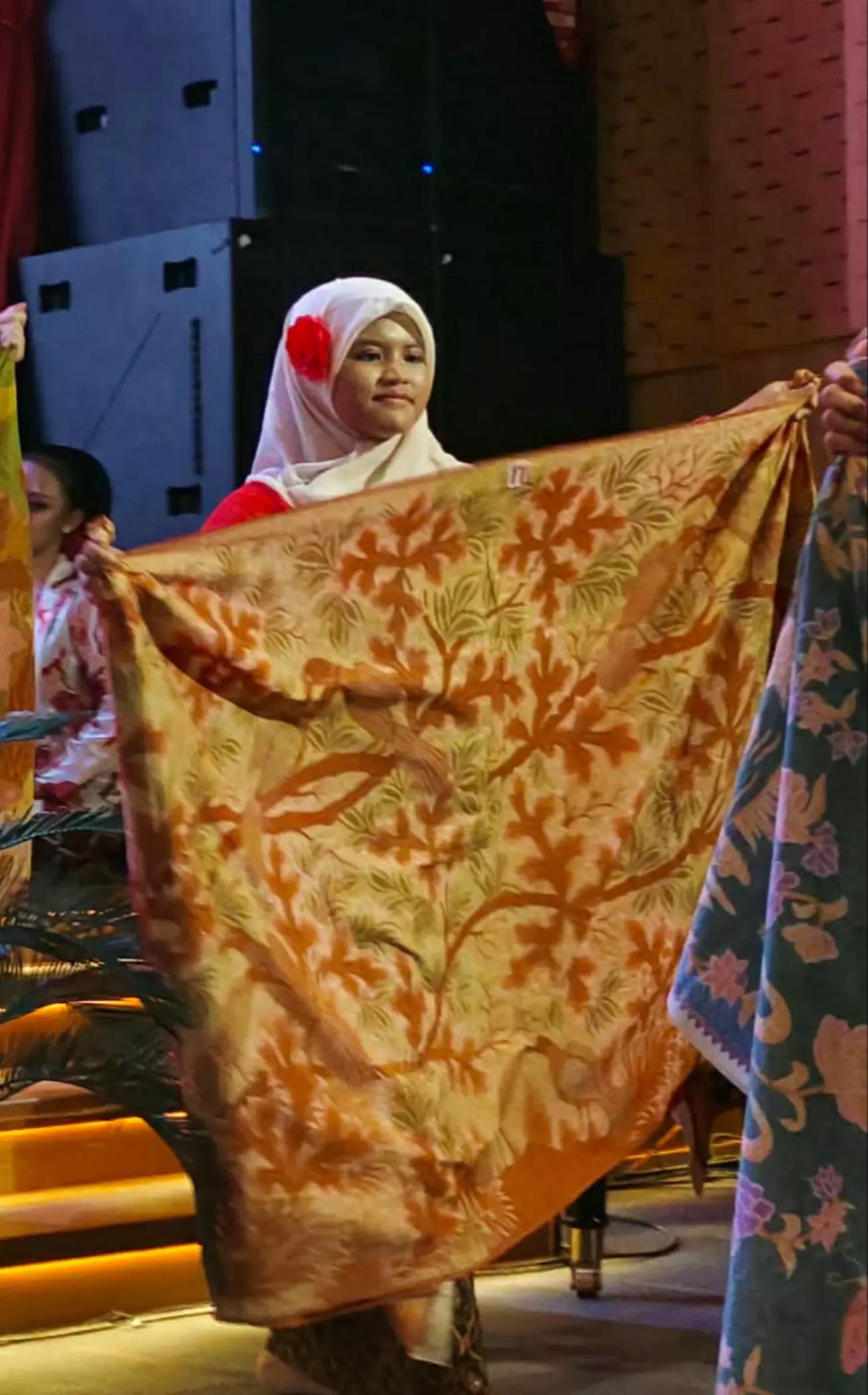 @RasyidaKamilaDalangperempuan