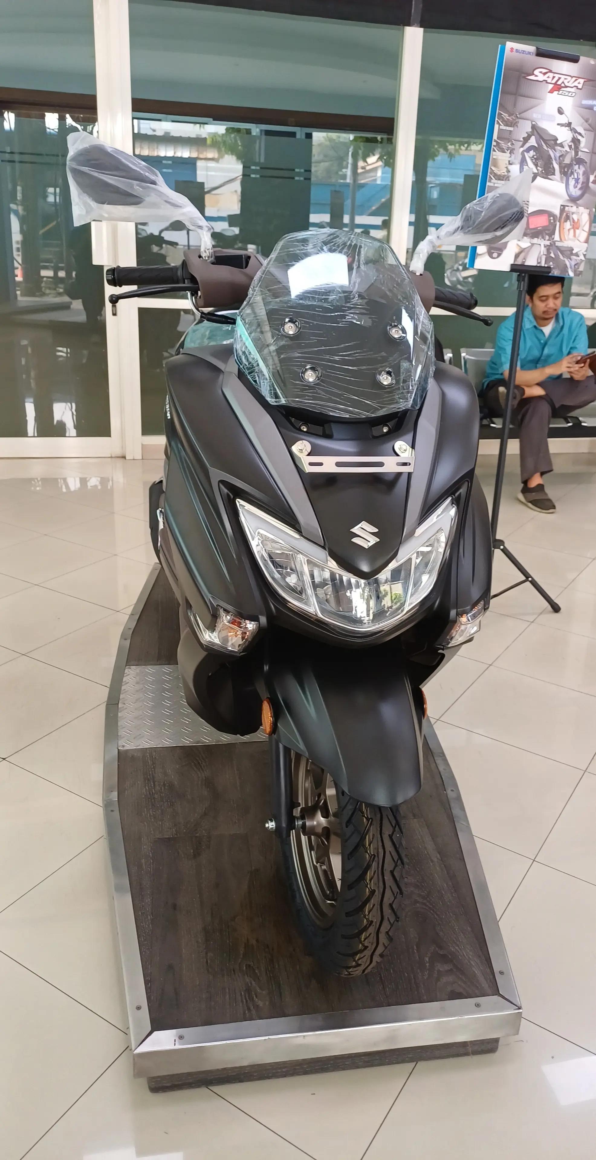 @suzuki hayam wuruk