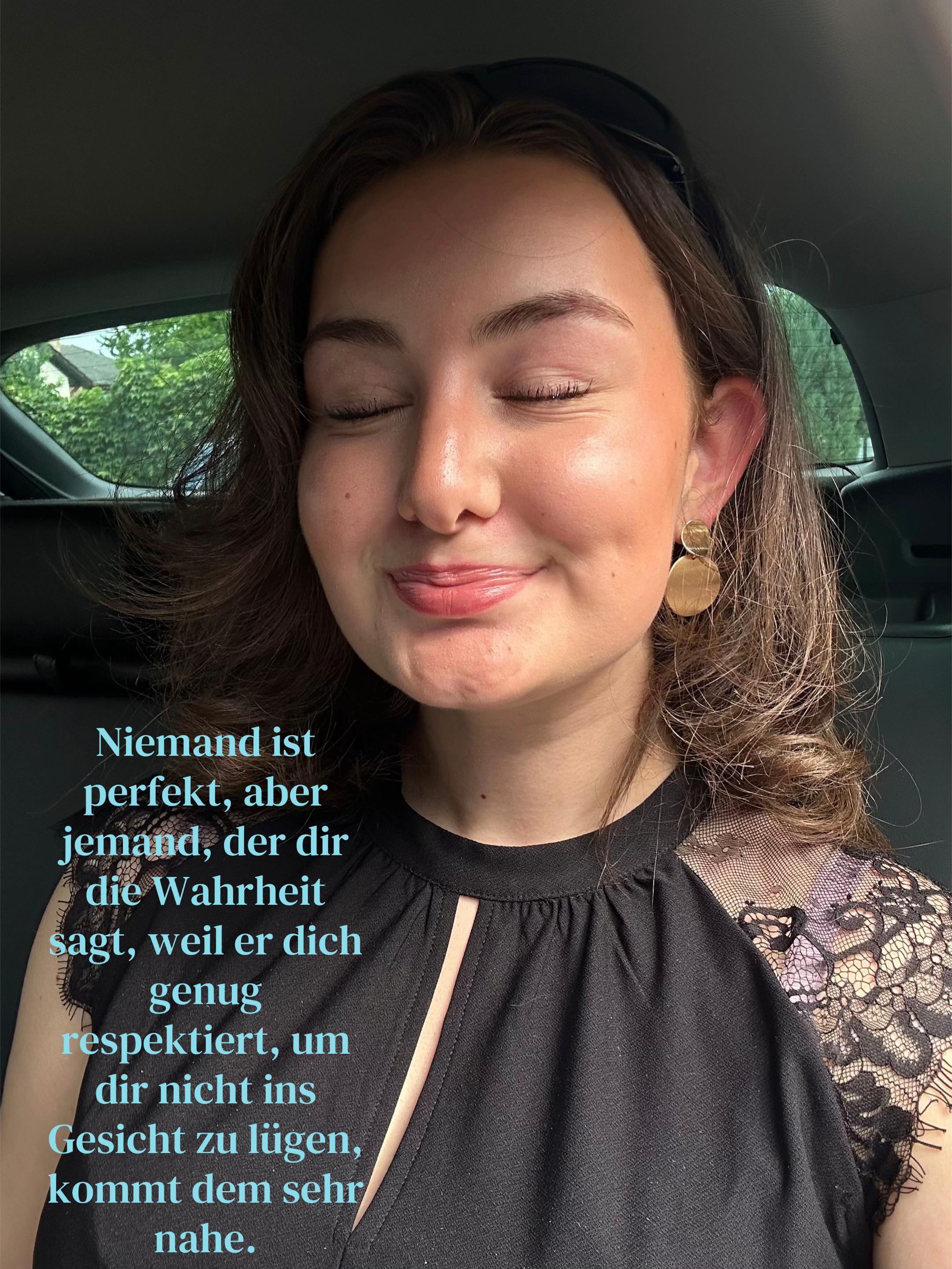 @𝐦𝐚𝐫𝐢𝐞