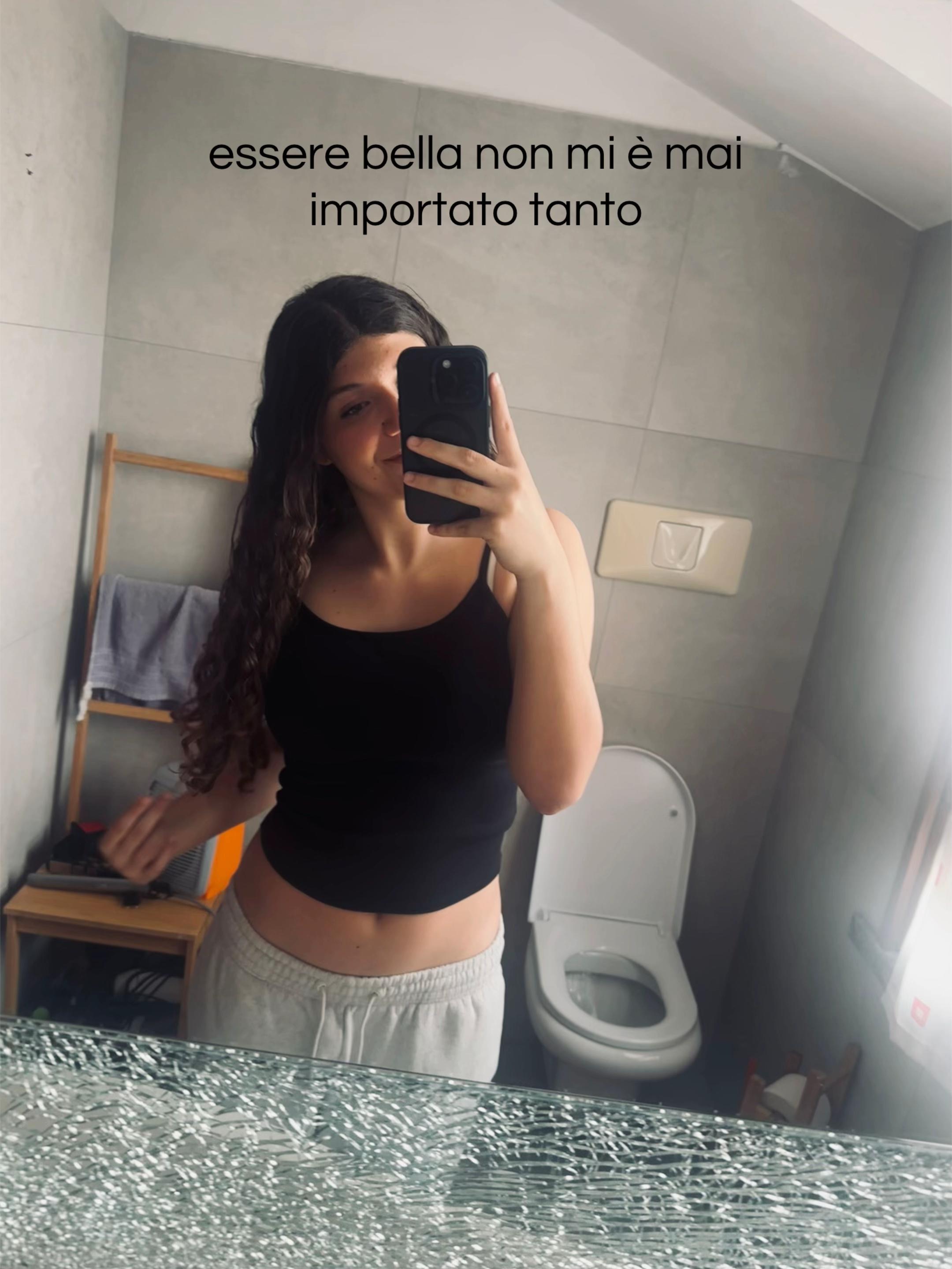 @𝓥𝓲𝓸𝓵𝓪 🎀