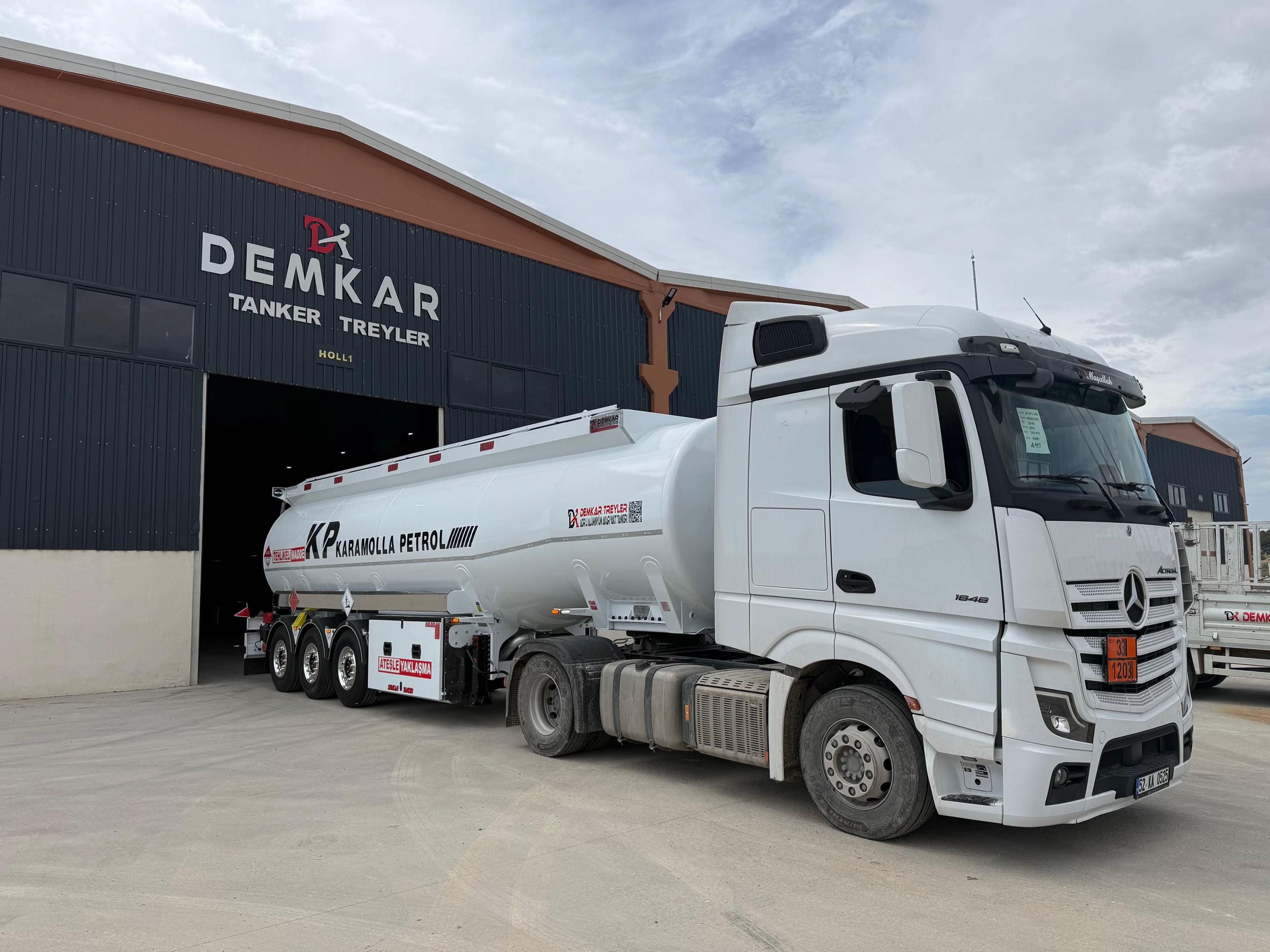 @demkar_tanker