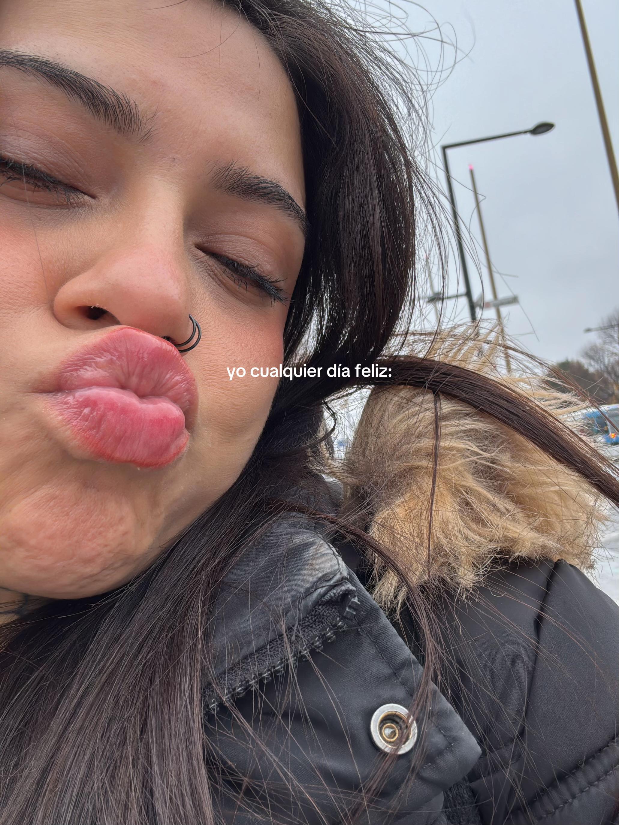 @MARIANA GUEZA