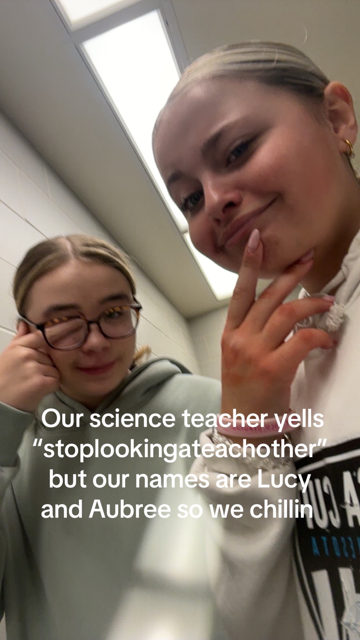 @Lucy!☹️😝🤪
