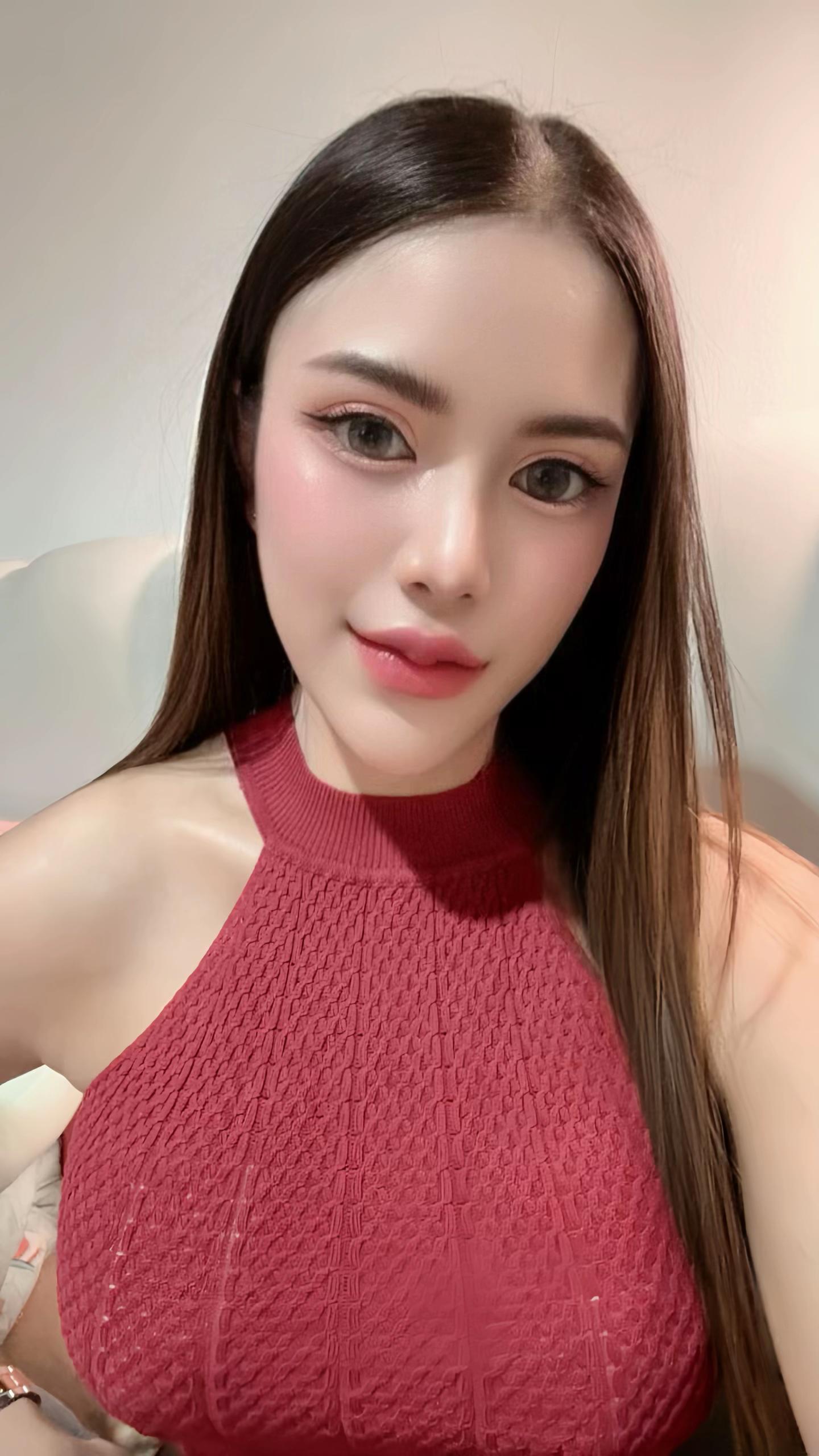 @Praew_Praao🍒