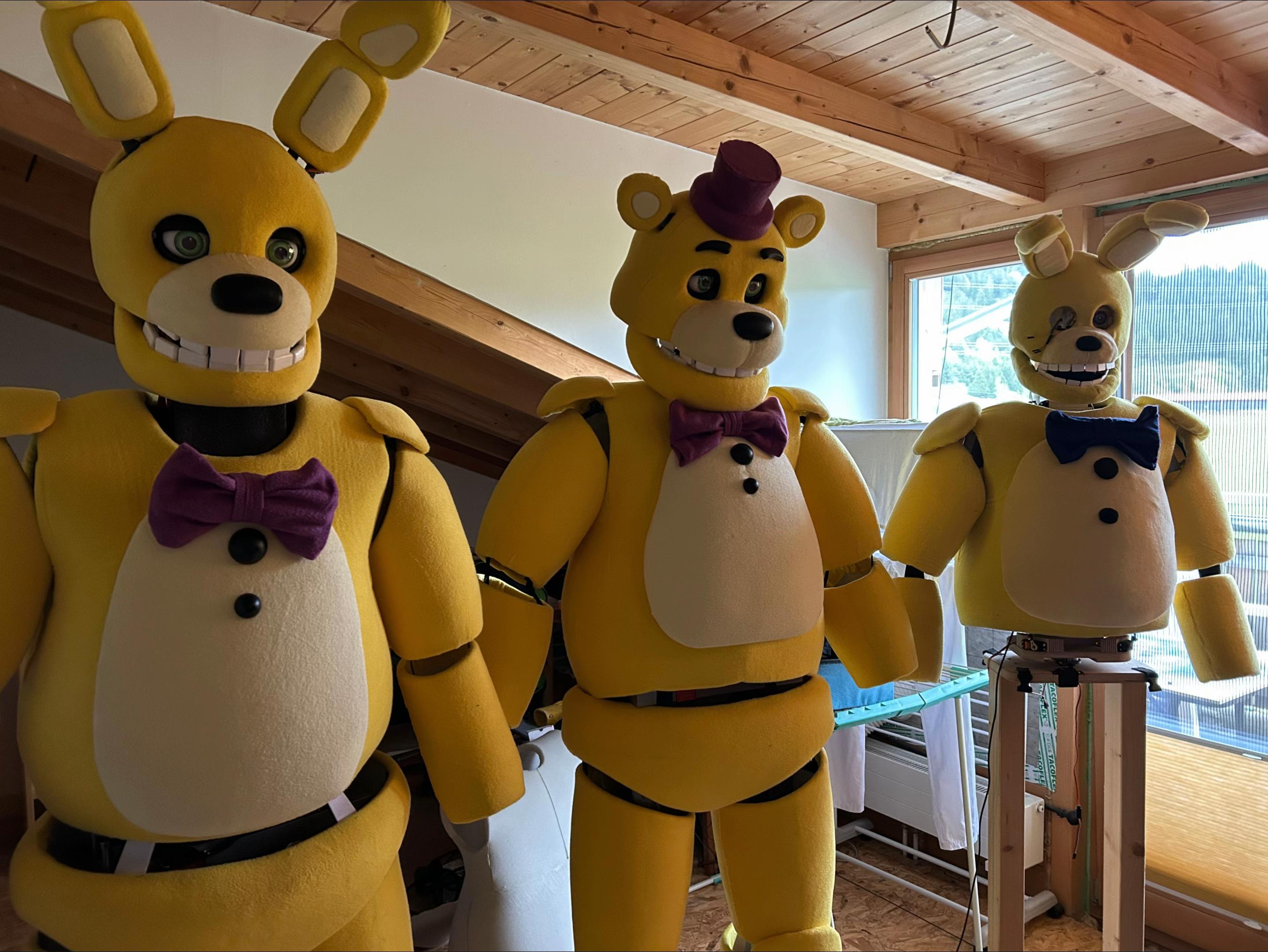 @Simon's Animatronics