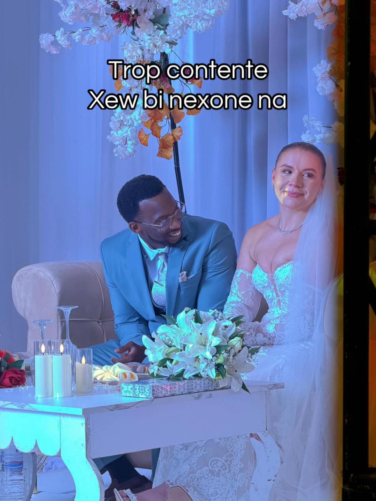 @Laura🇸🇳🇫🇷