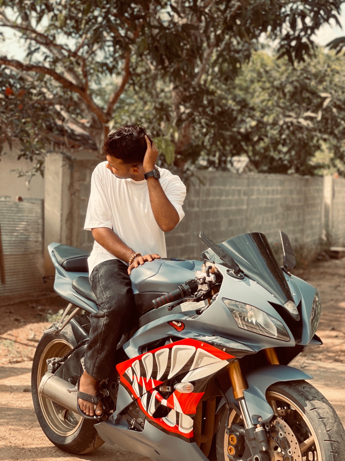 @M 🦅🖤