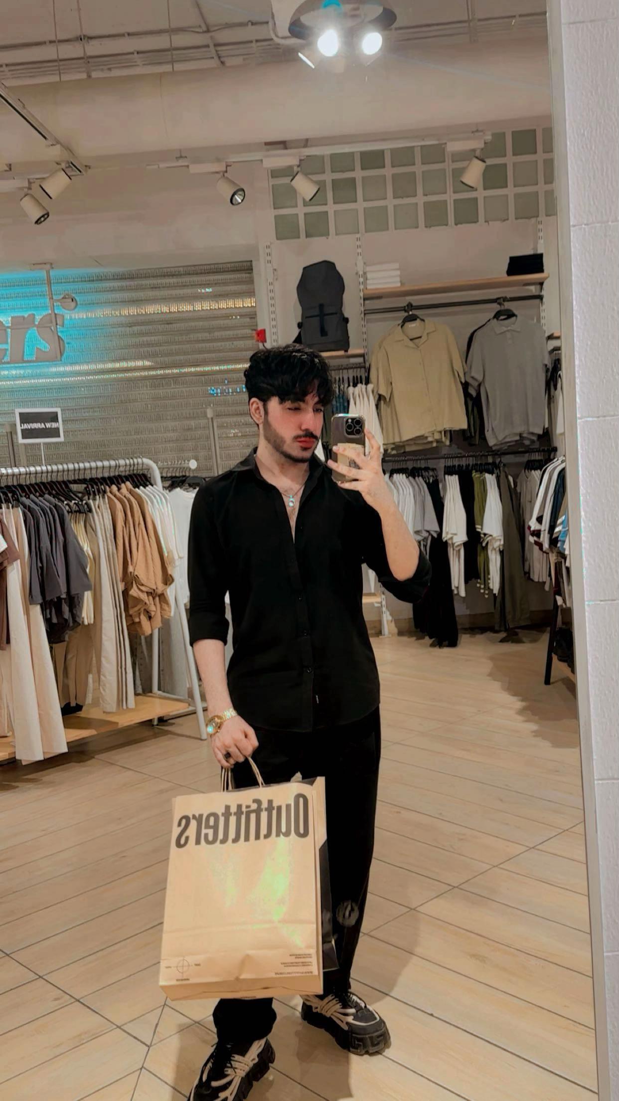 @Jk⚜️