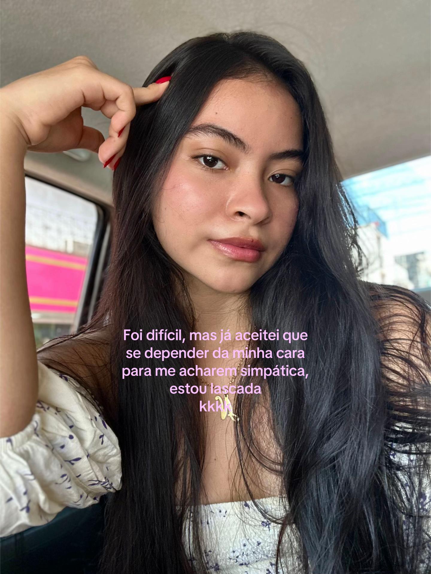 @Naiane_.sant