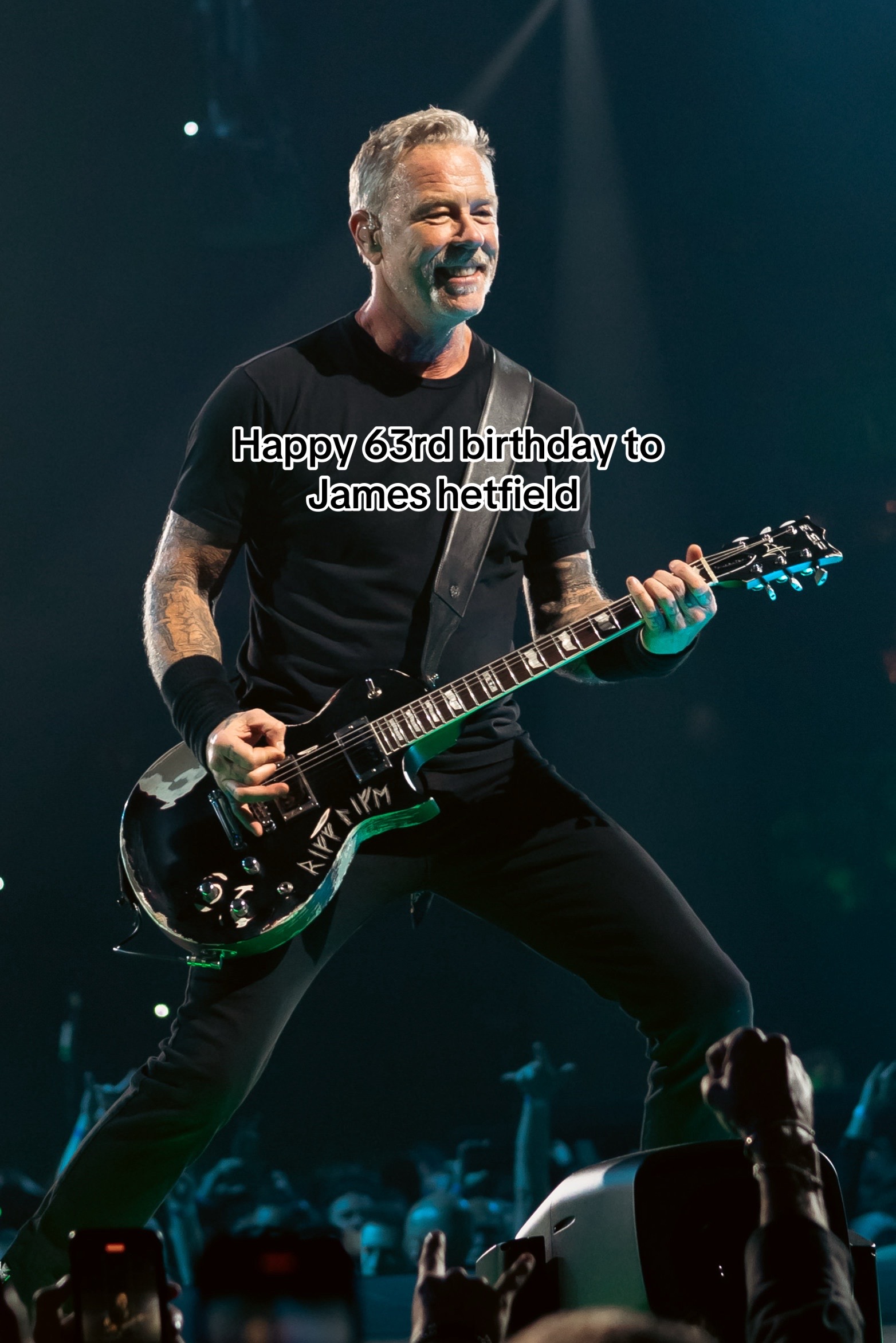 @#1motleycruemaniac66