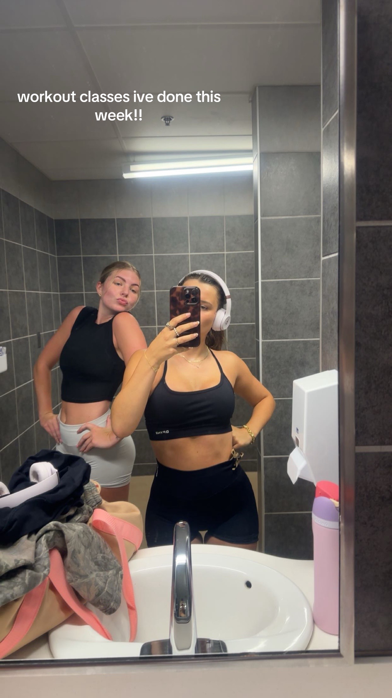 @Paigefarrell
