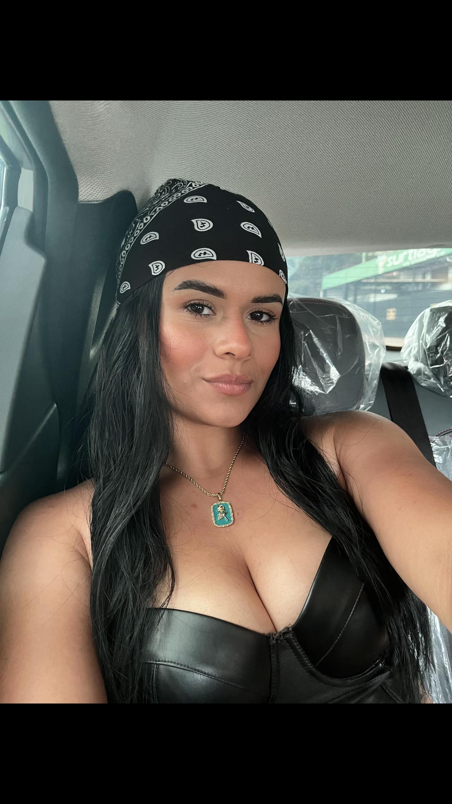 @🖤كارولينا غيريرو