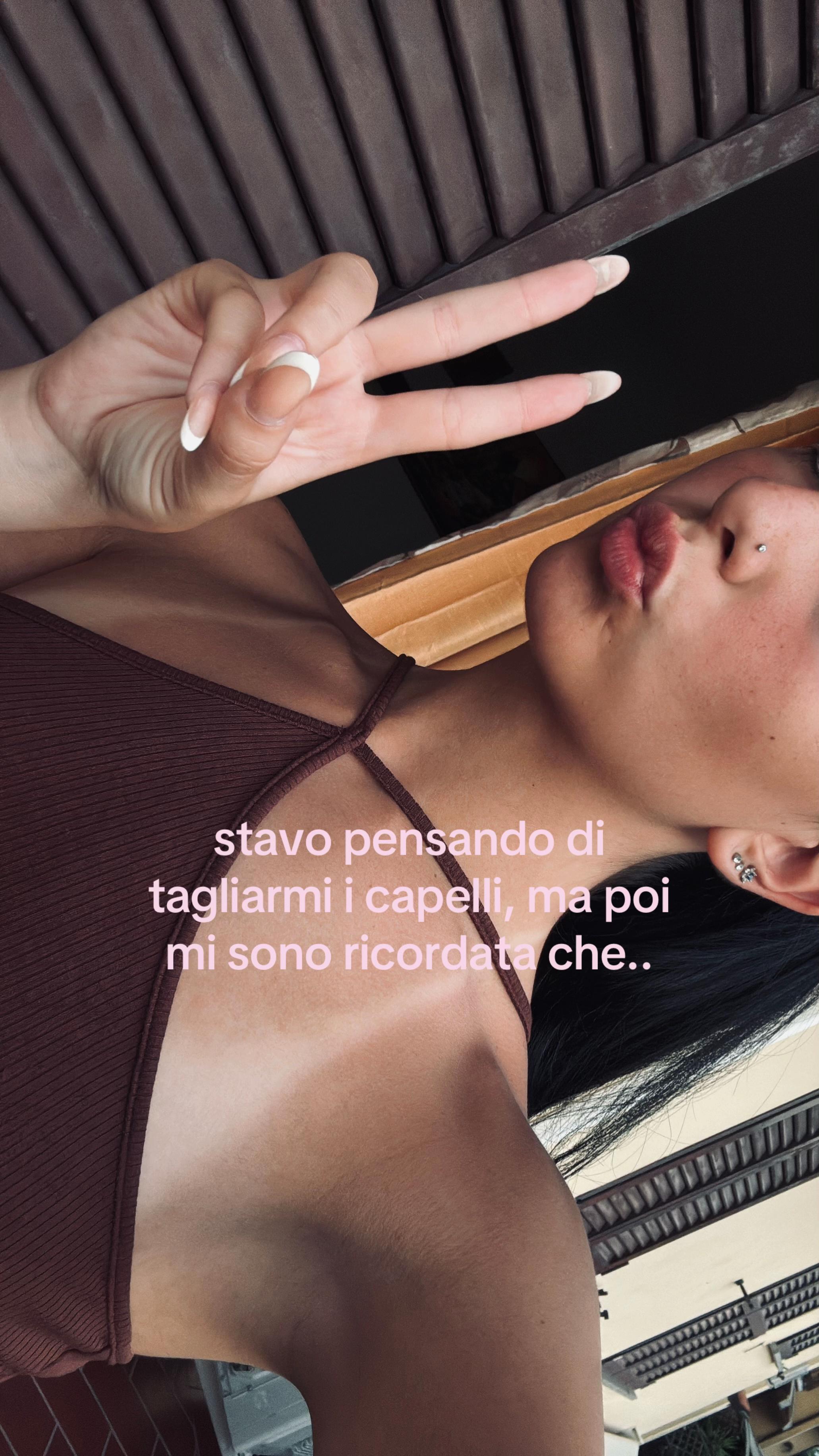 @𝑪 𝑨 𝑹 𝑶 𝑳 🌸