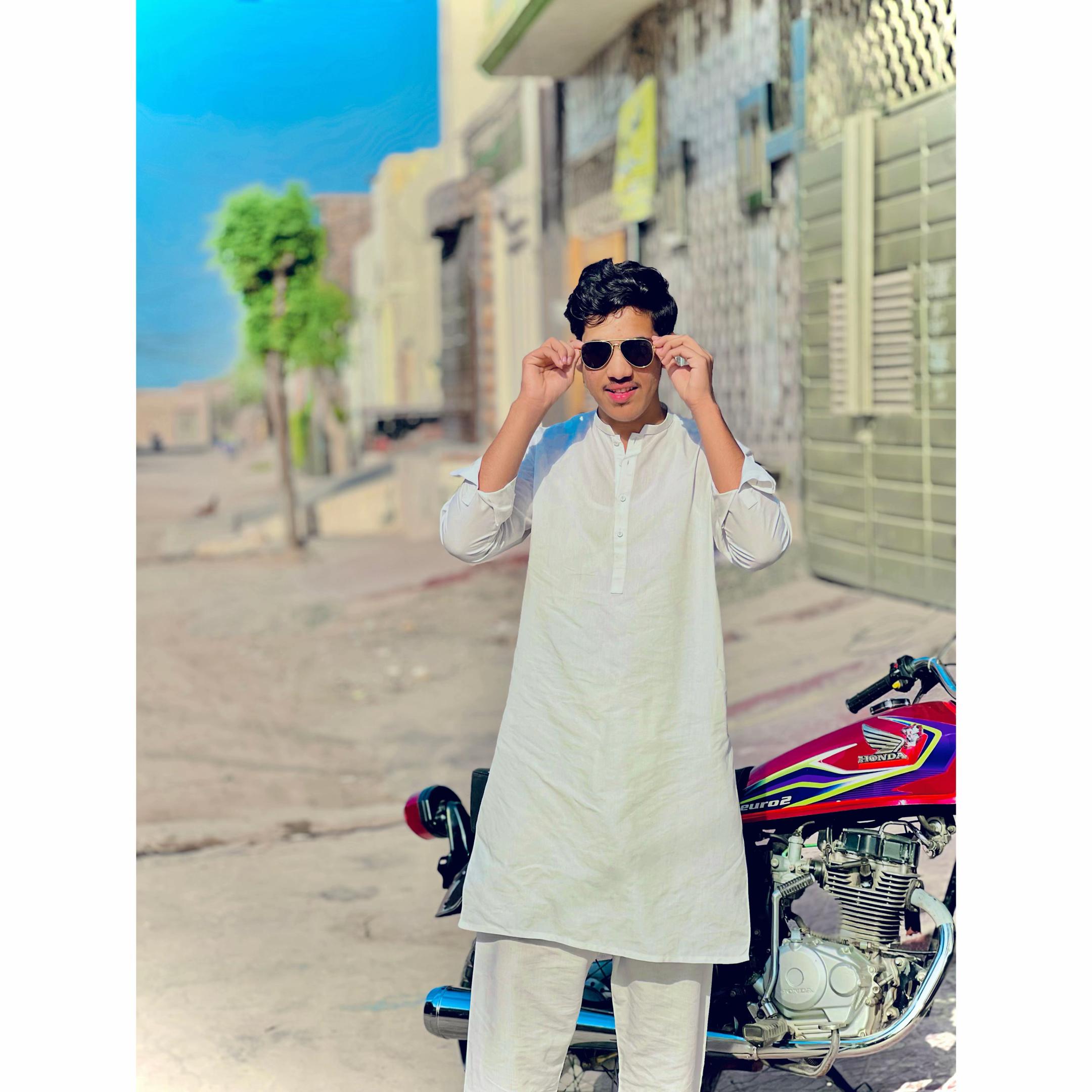 @HAMZA🚩