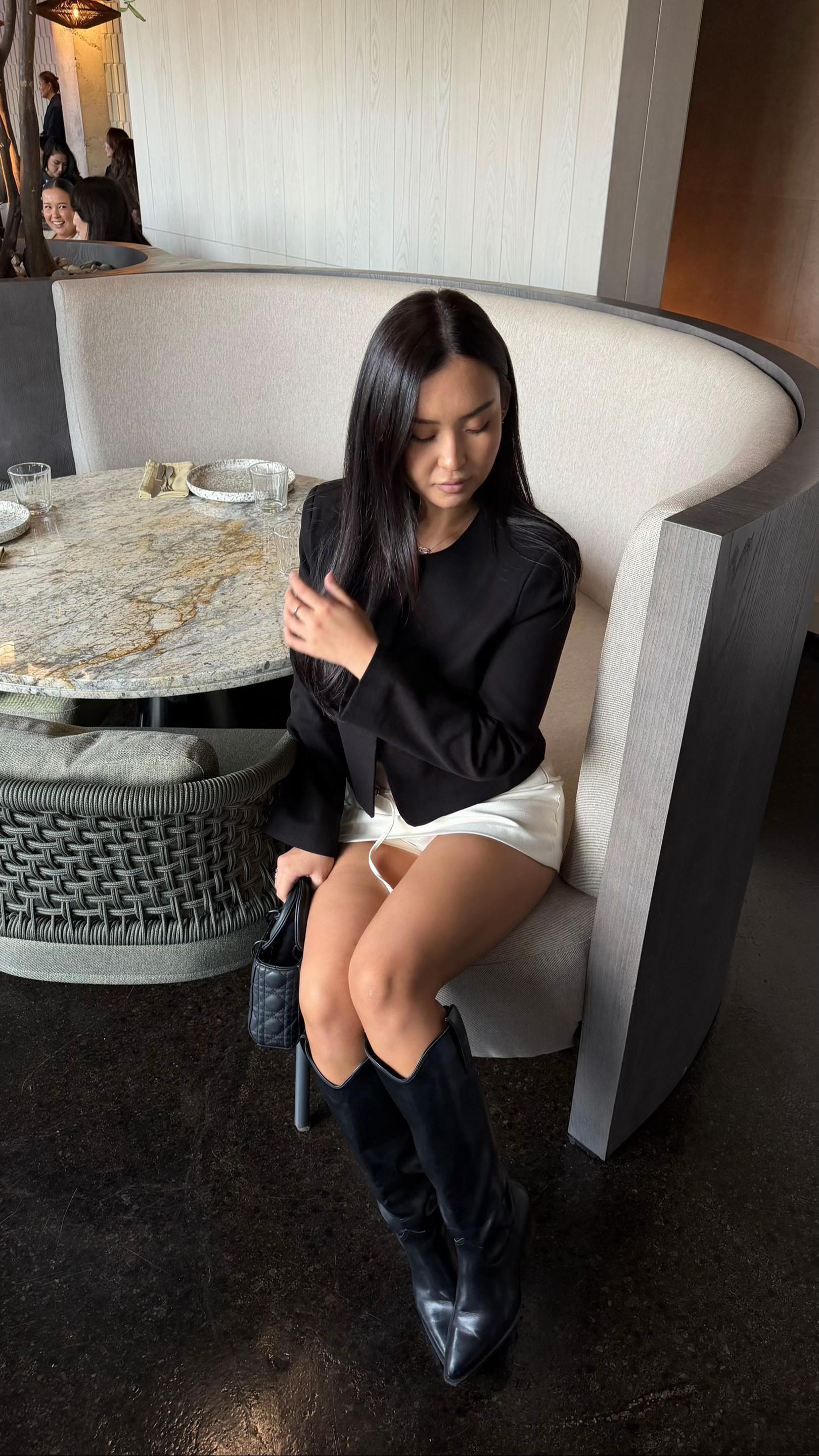 @Aisha Zh