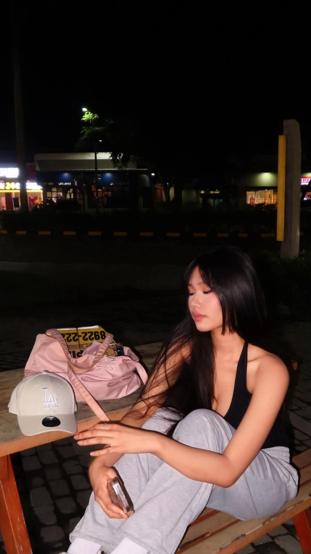 @Chin