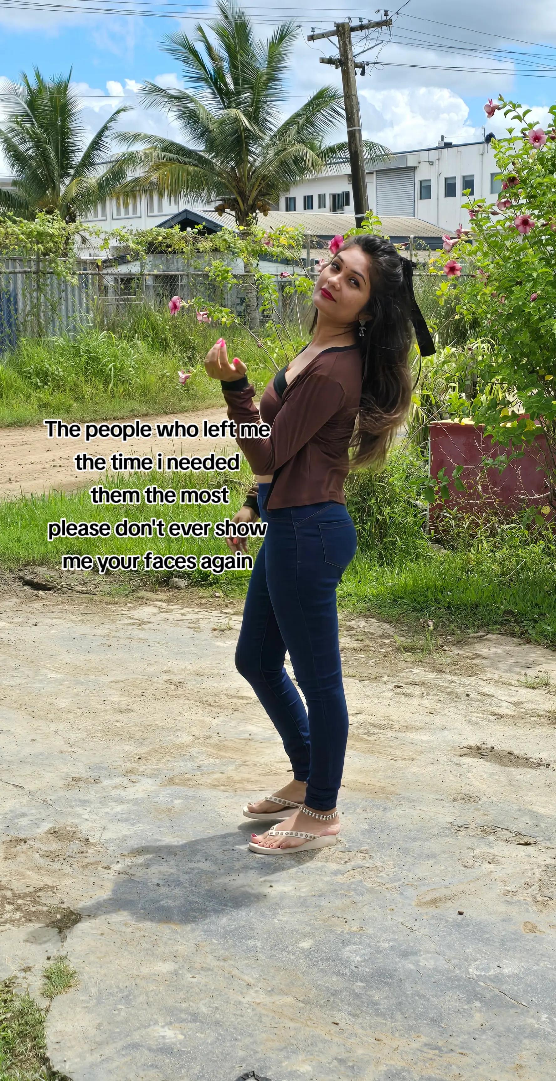 @🥀Tejeshwi🥀