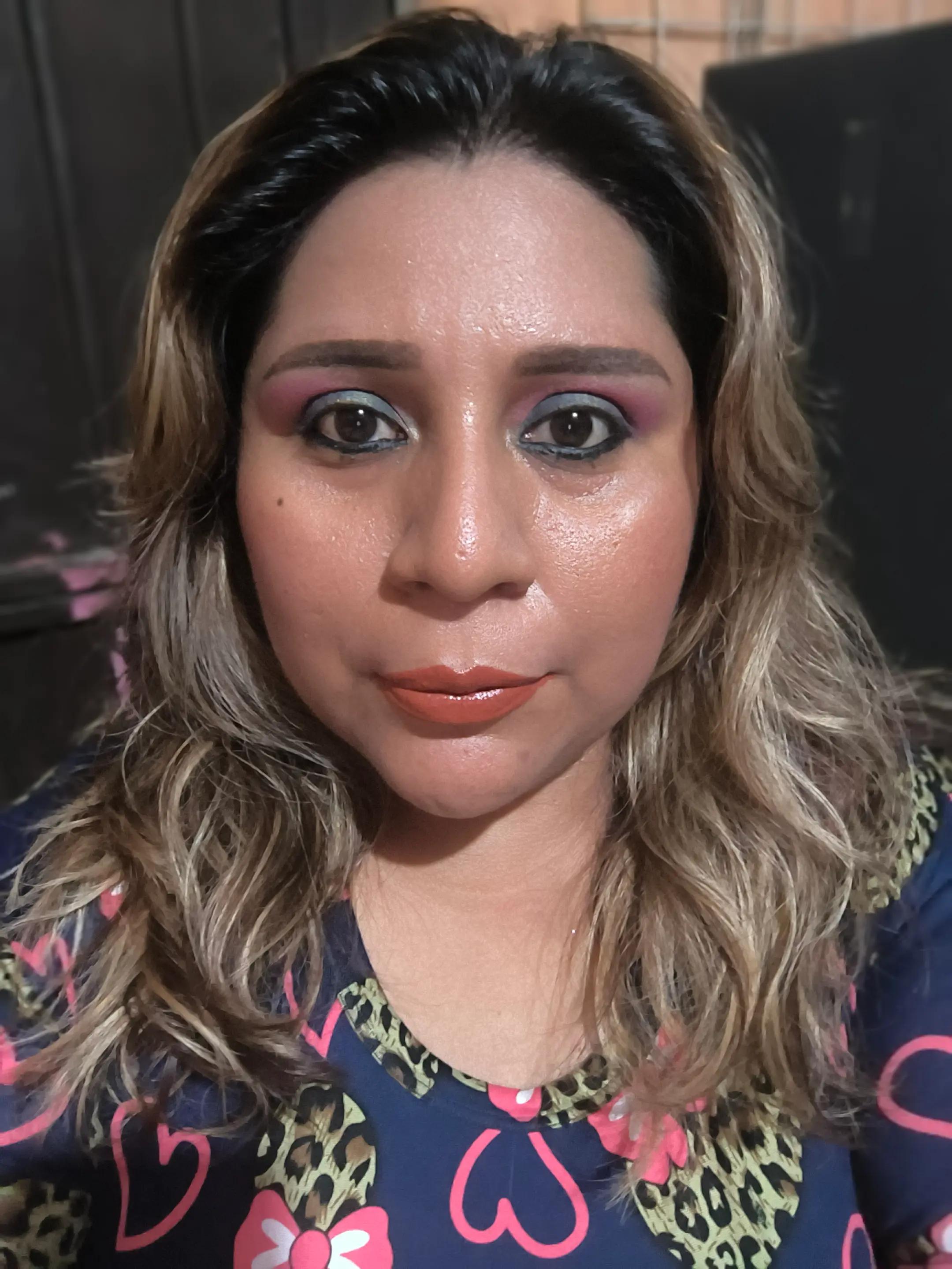 @Nena Loza