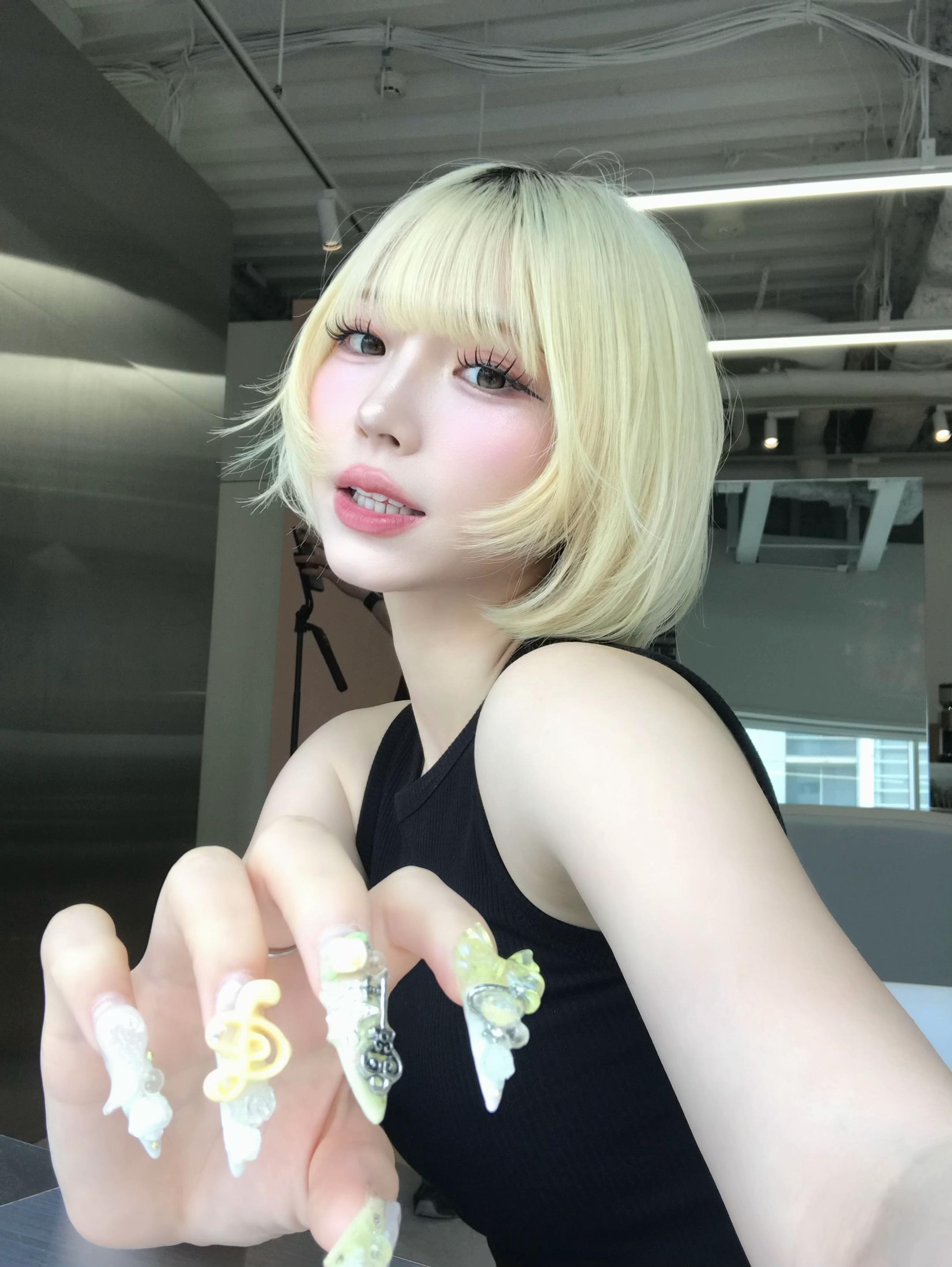 @るい