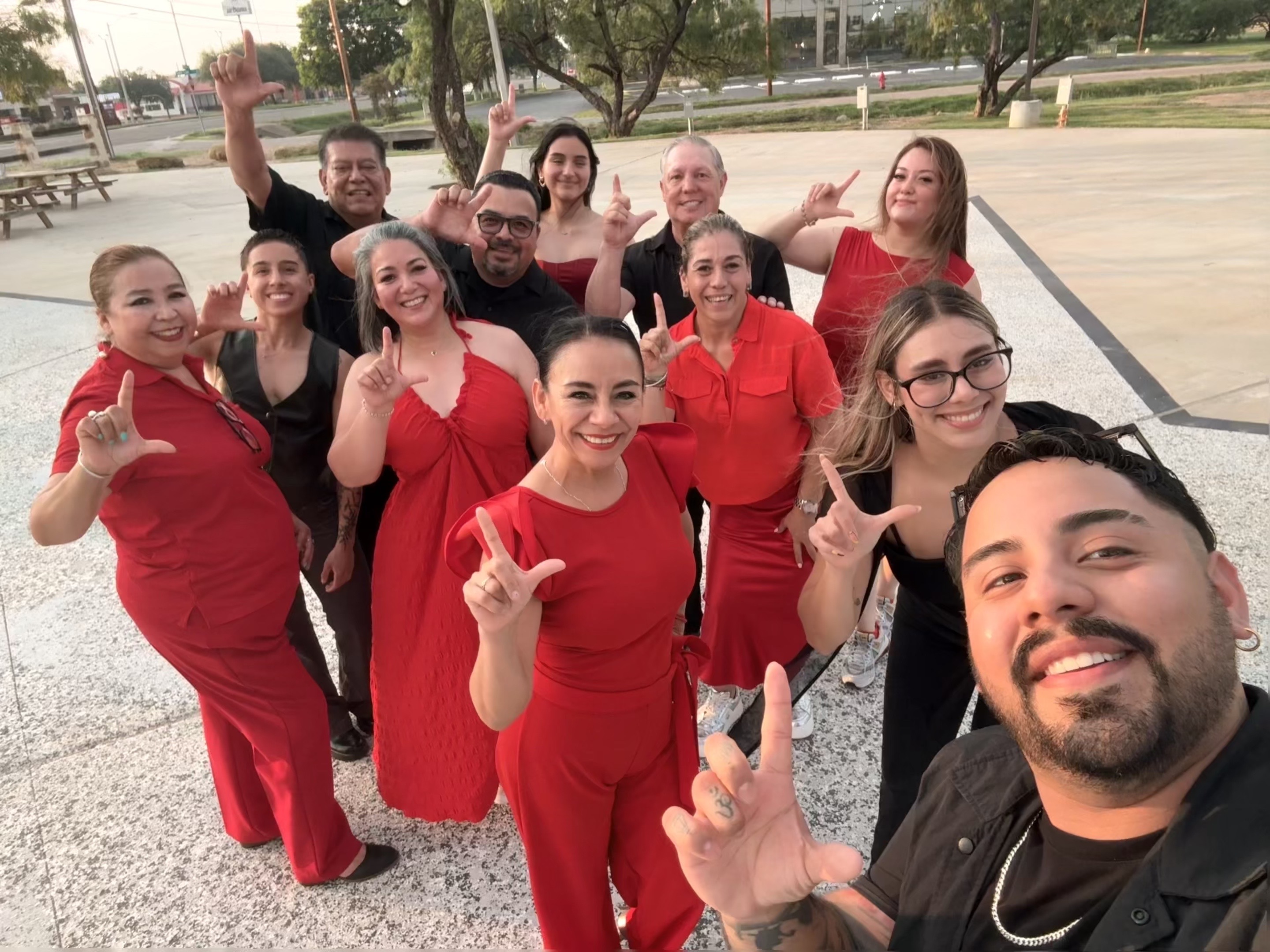 @Latinos Academia de Baile