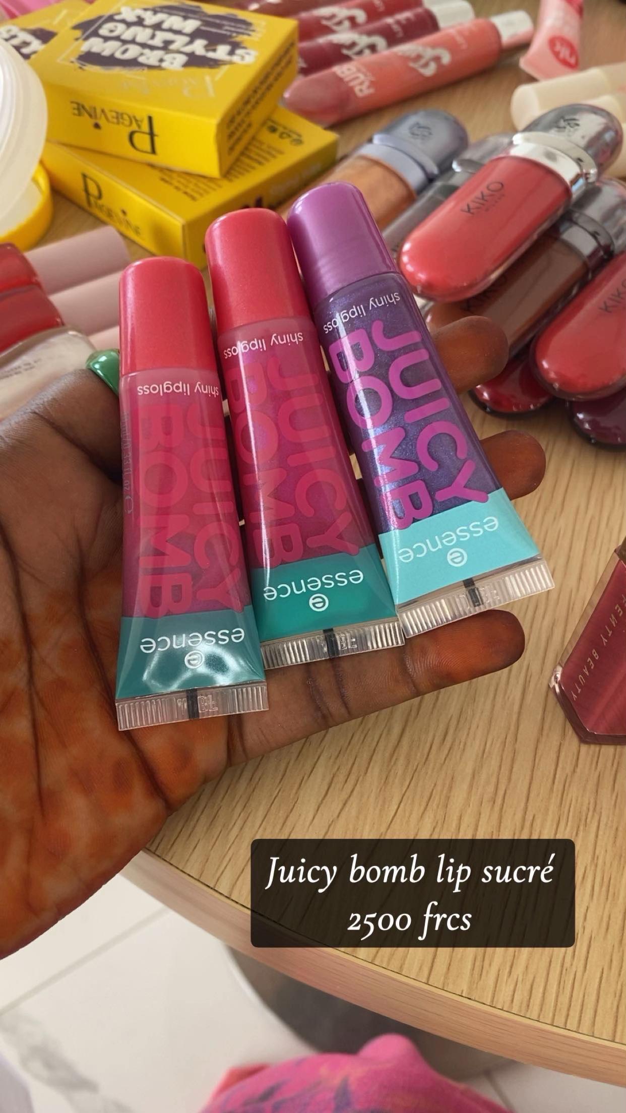 @JUICY~LIPS 💋🫧✨
