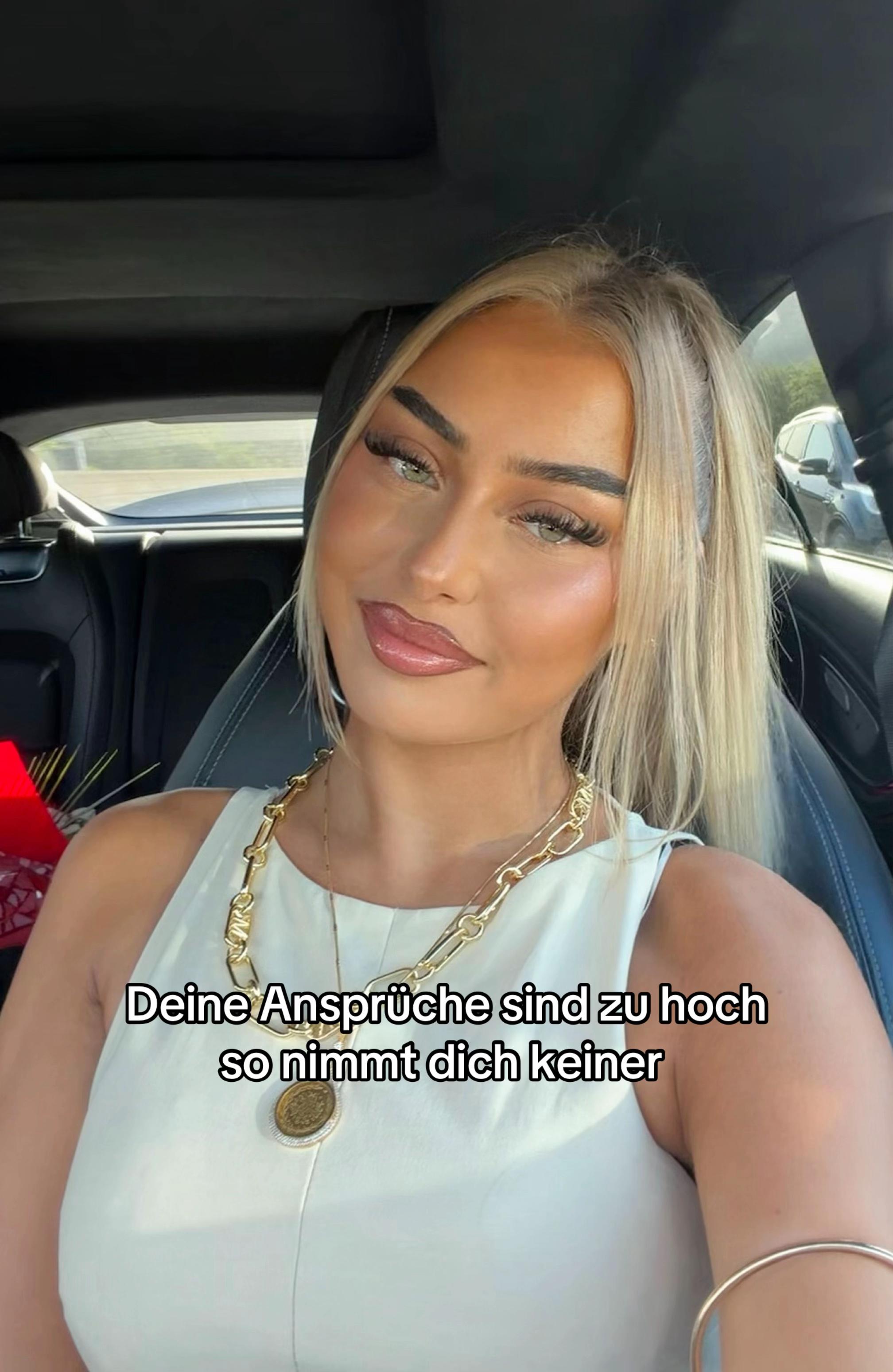 @selinaaaa.deariii