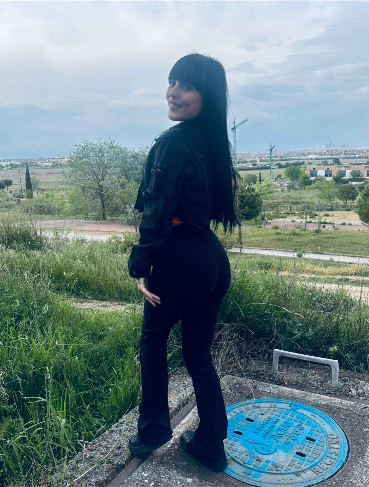 @𝓷𝓮𝓻𝓮𝓪🌙.