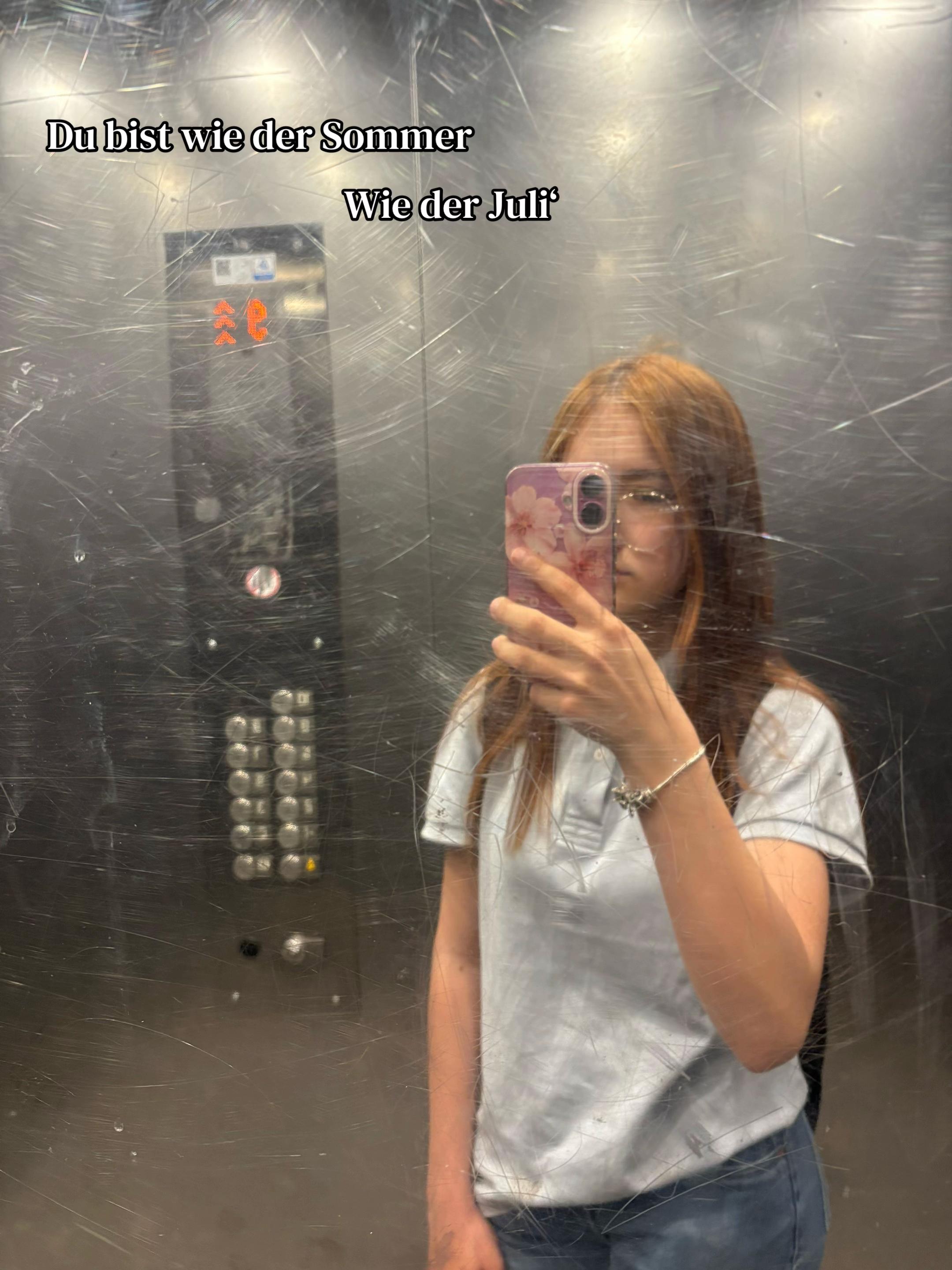 @ꨄ